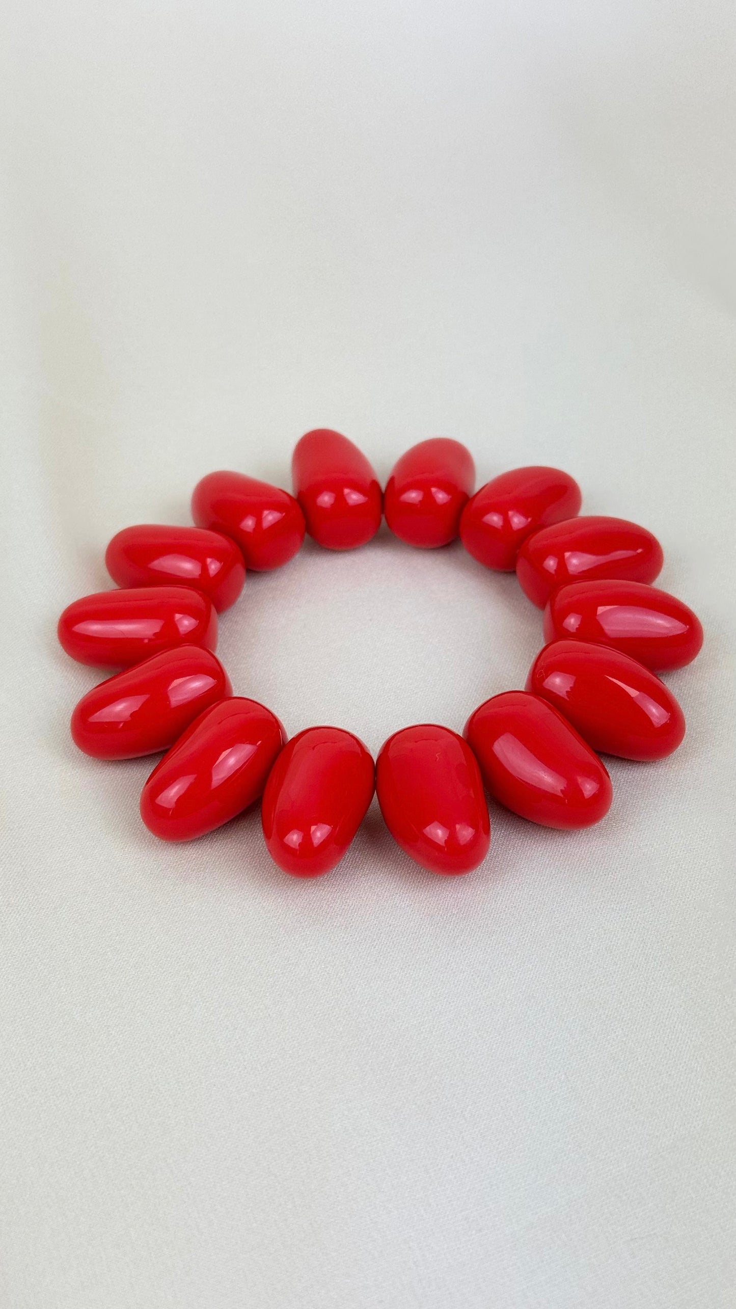 Pulseira elástico peças acrílico vermelho