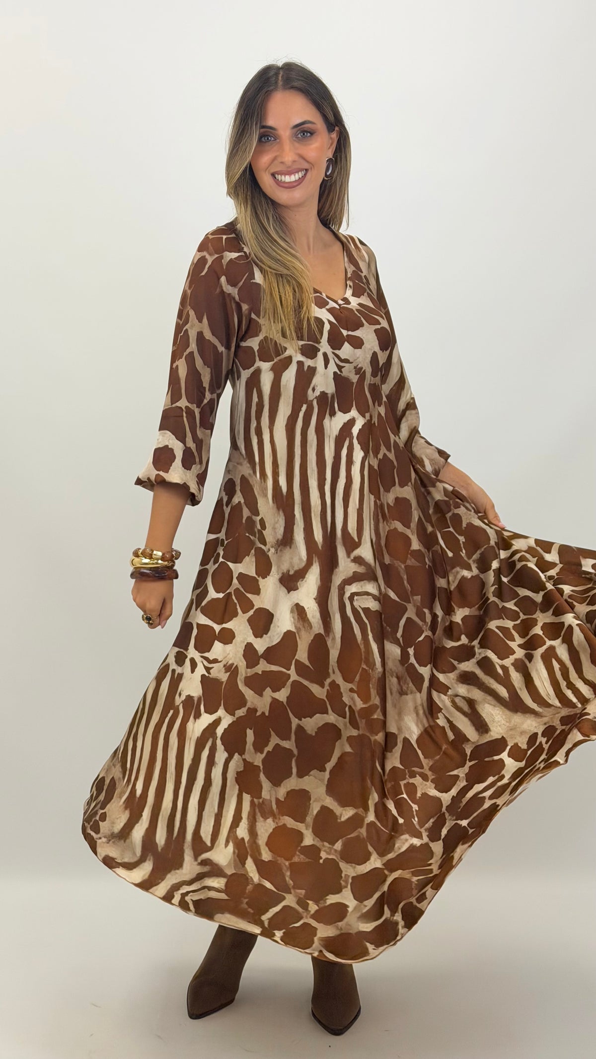 Vestido animal-print tons camel/telha e bege
