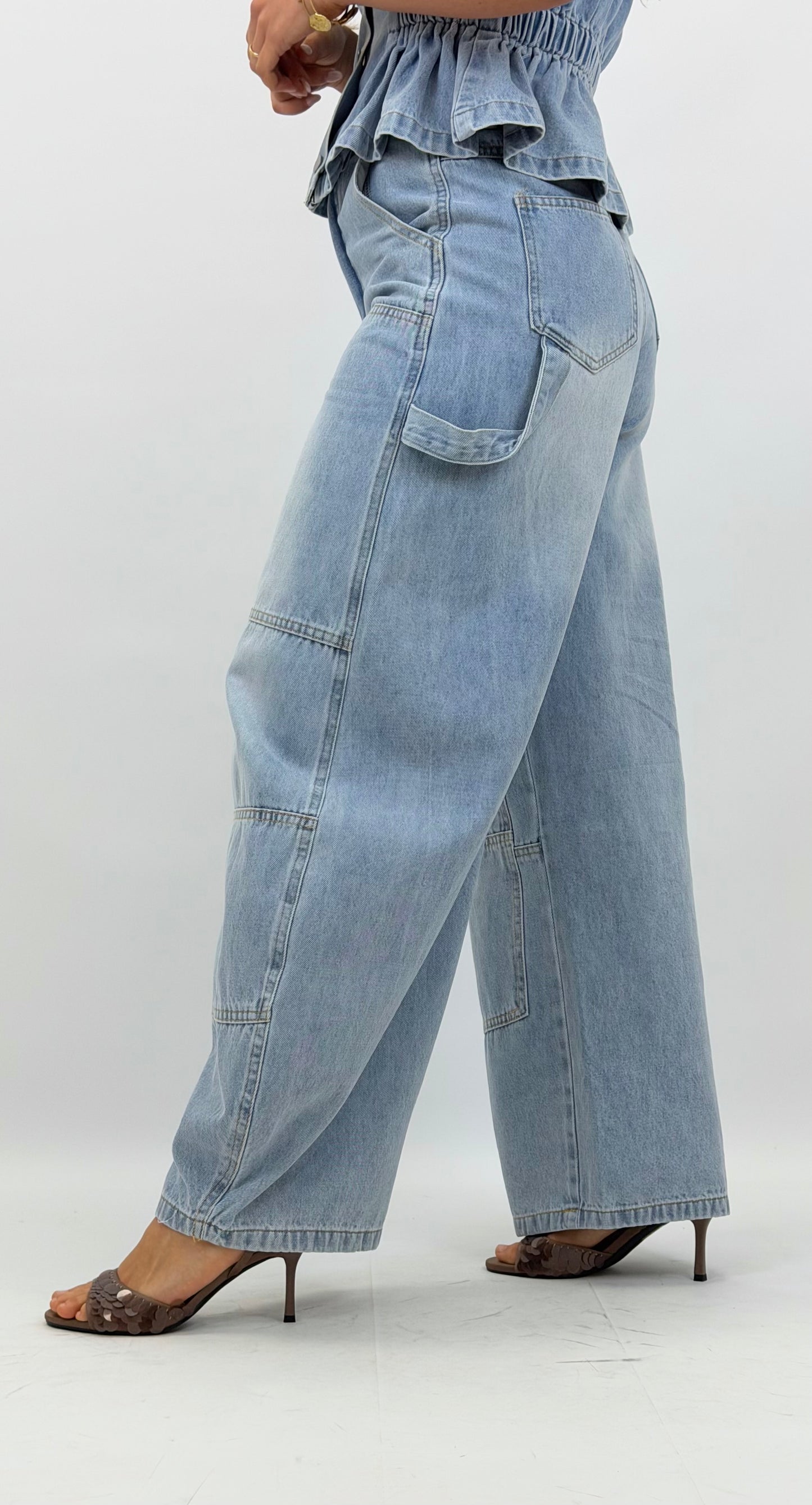 Conjunto top/colete e calça de ganga modelo baloon