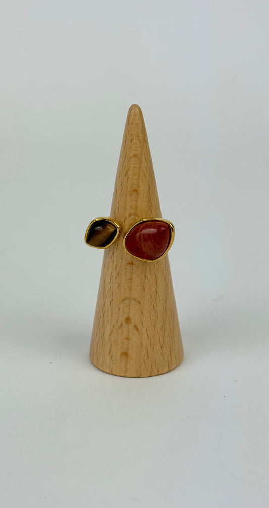 Anel aço dourado pedra telha e castanha