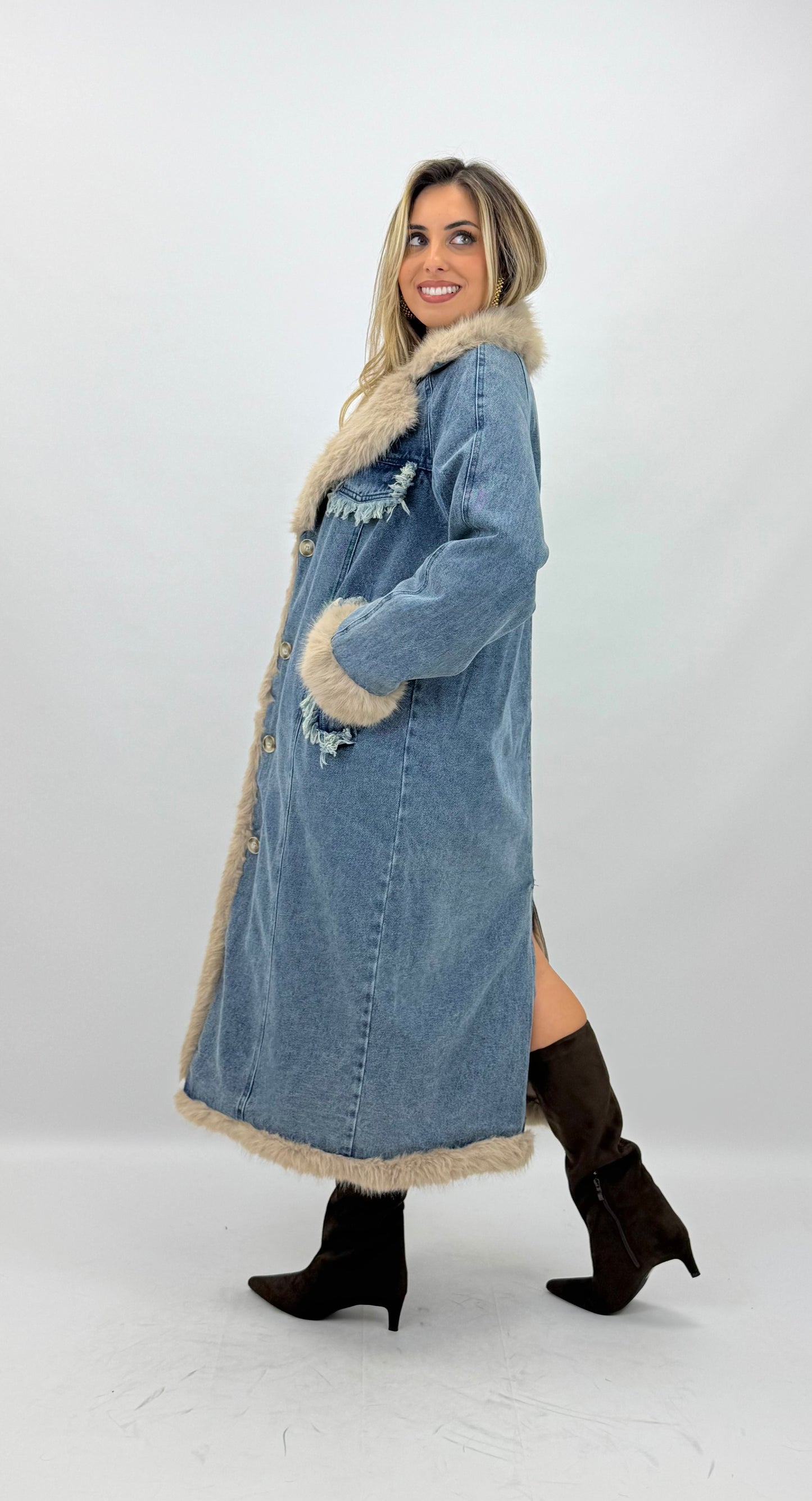 Casaco comprido ganga com pêlo bege