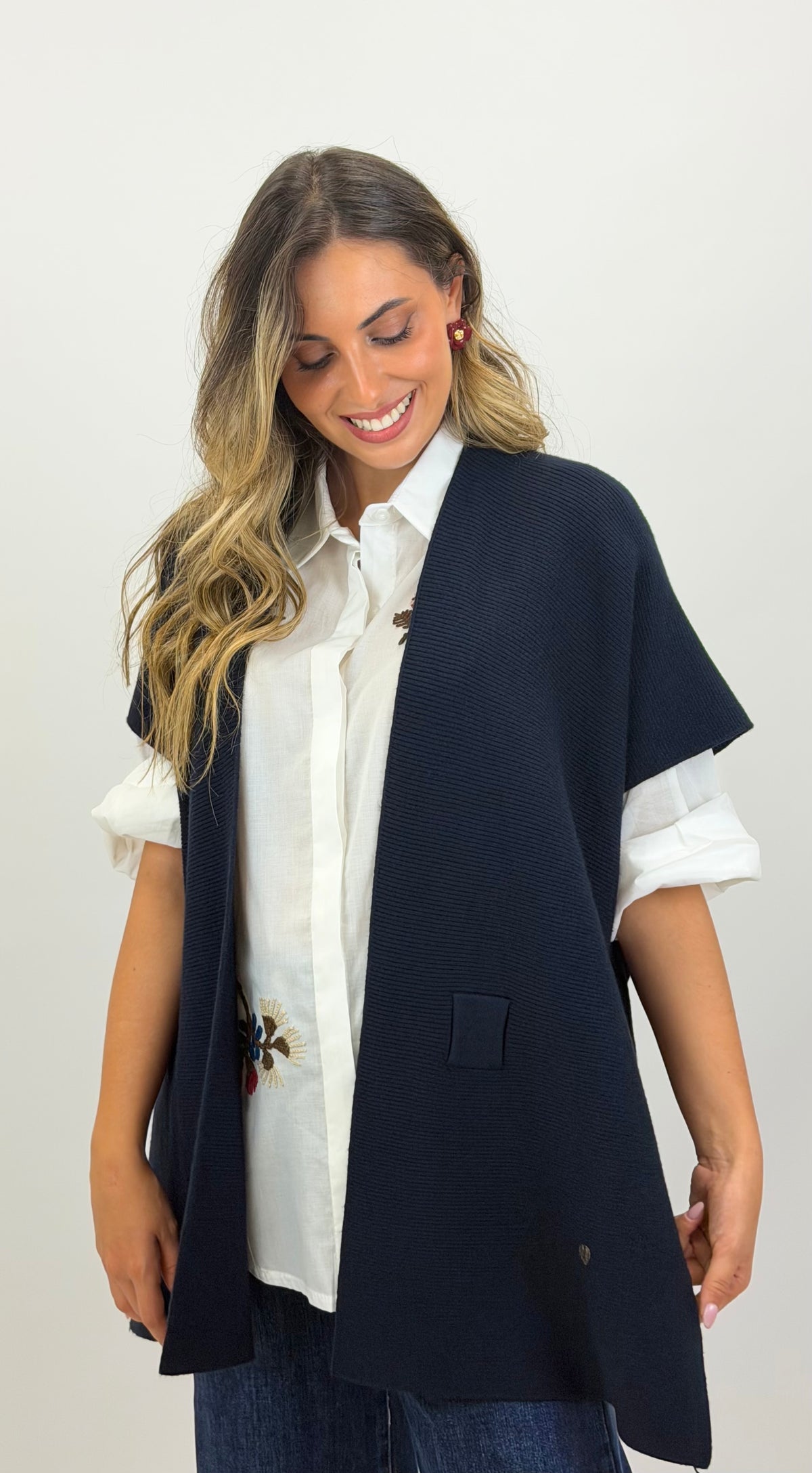 Capa/poncho malha azul-marinho