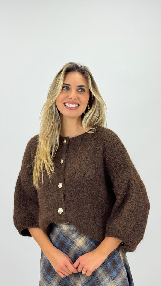 Casaco/camisola malha castanha fofa com botões dourados