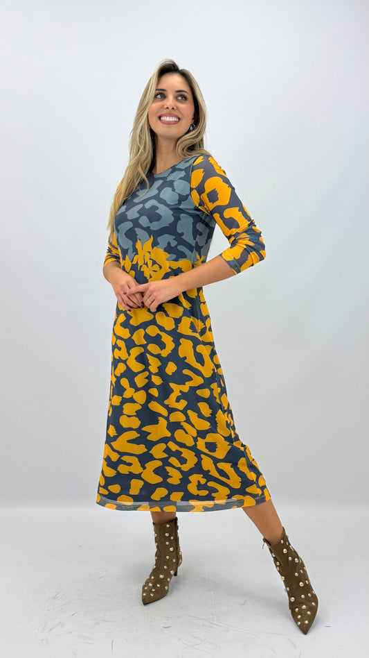 Vestido Mercedes de Miguel tons azul e amarelo