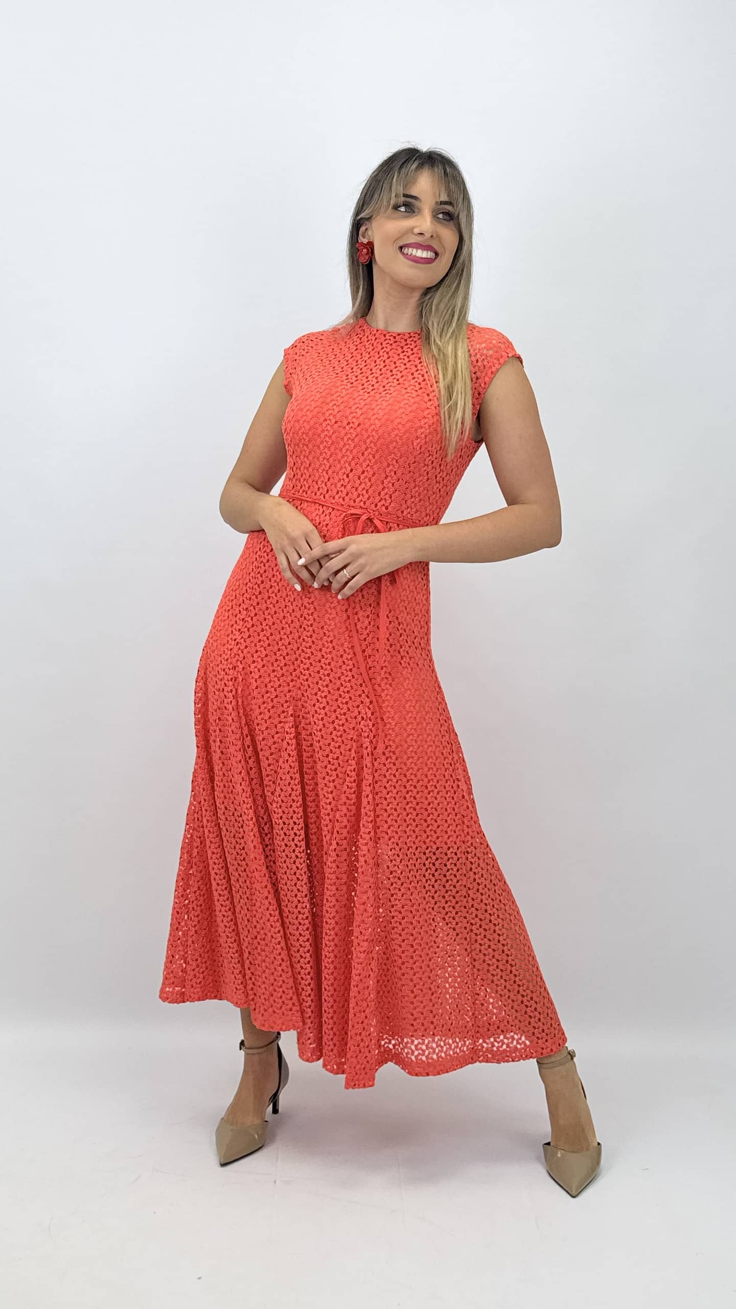 Vestido manga curta modelo sereia laranja