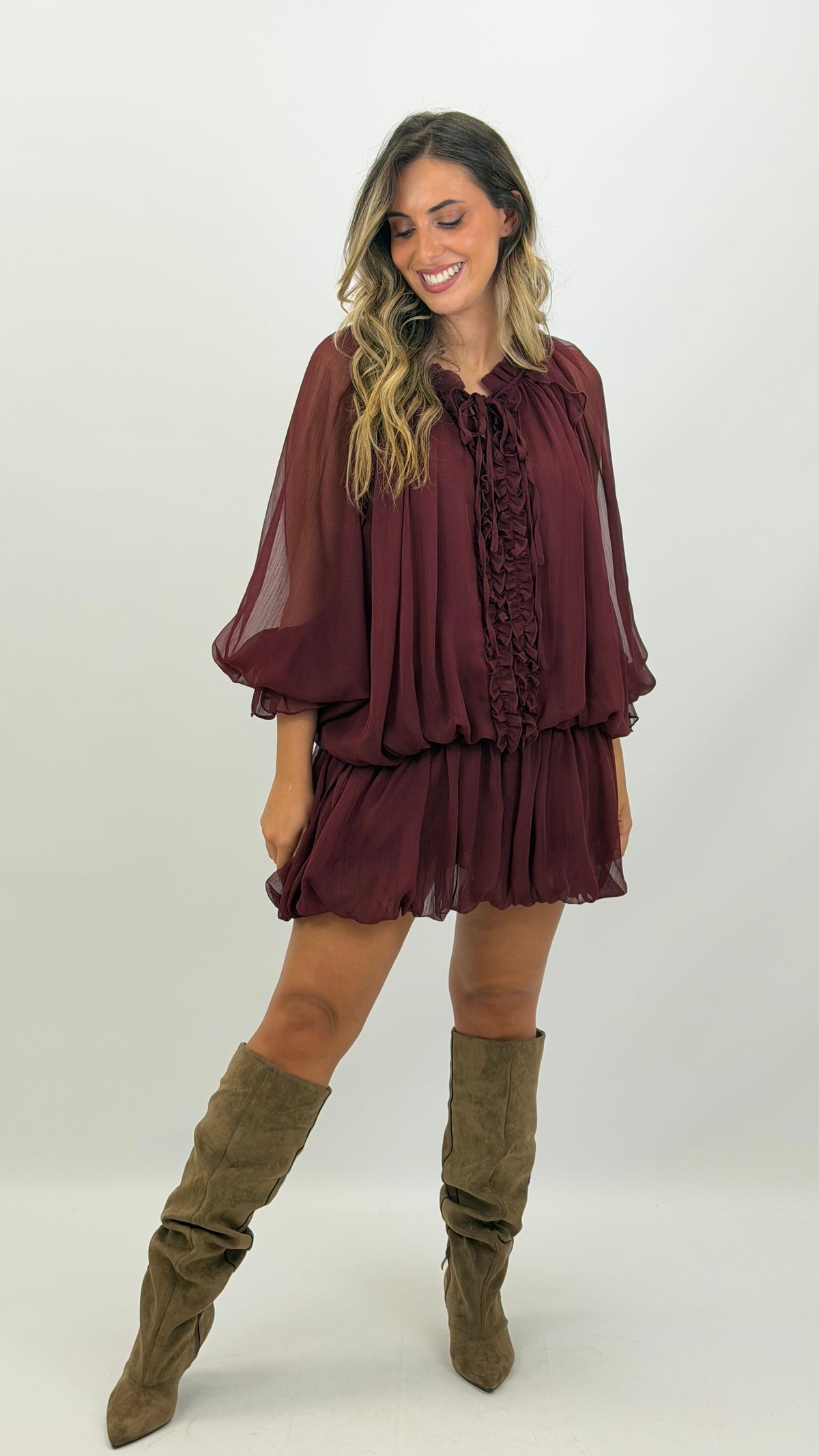Túnica ou vestido bordeaux com folhos