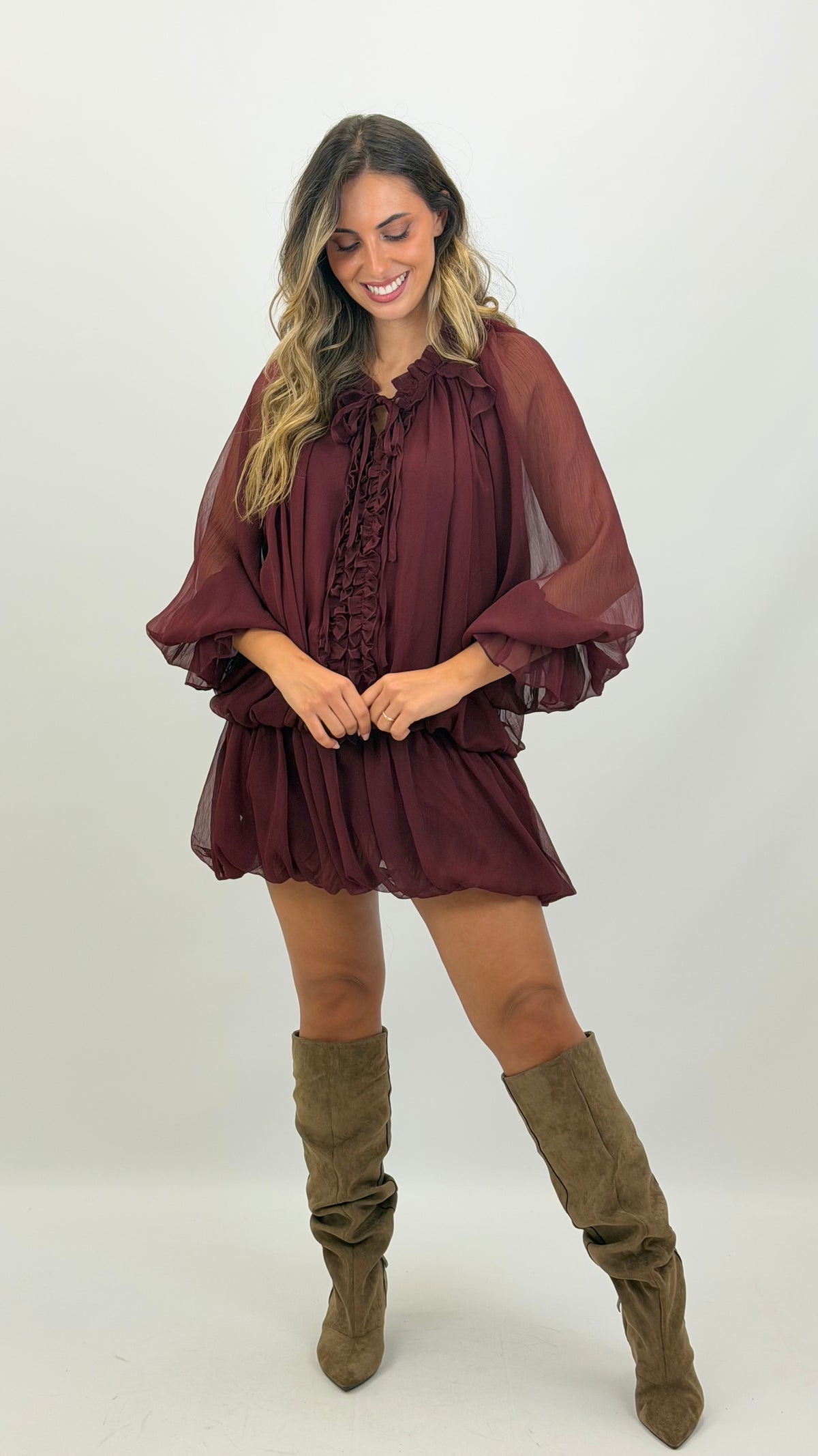 Túnica ou vestido bordeaux com folhos