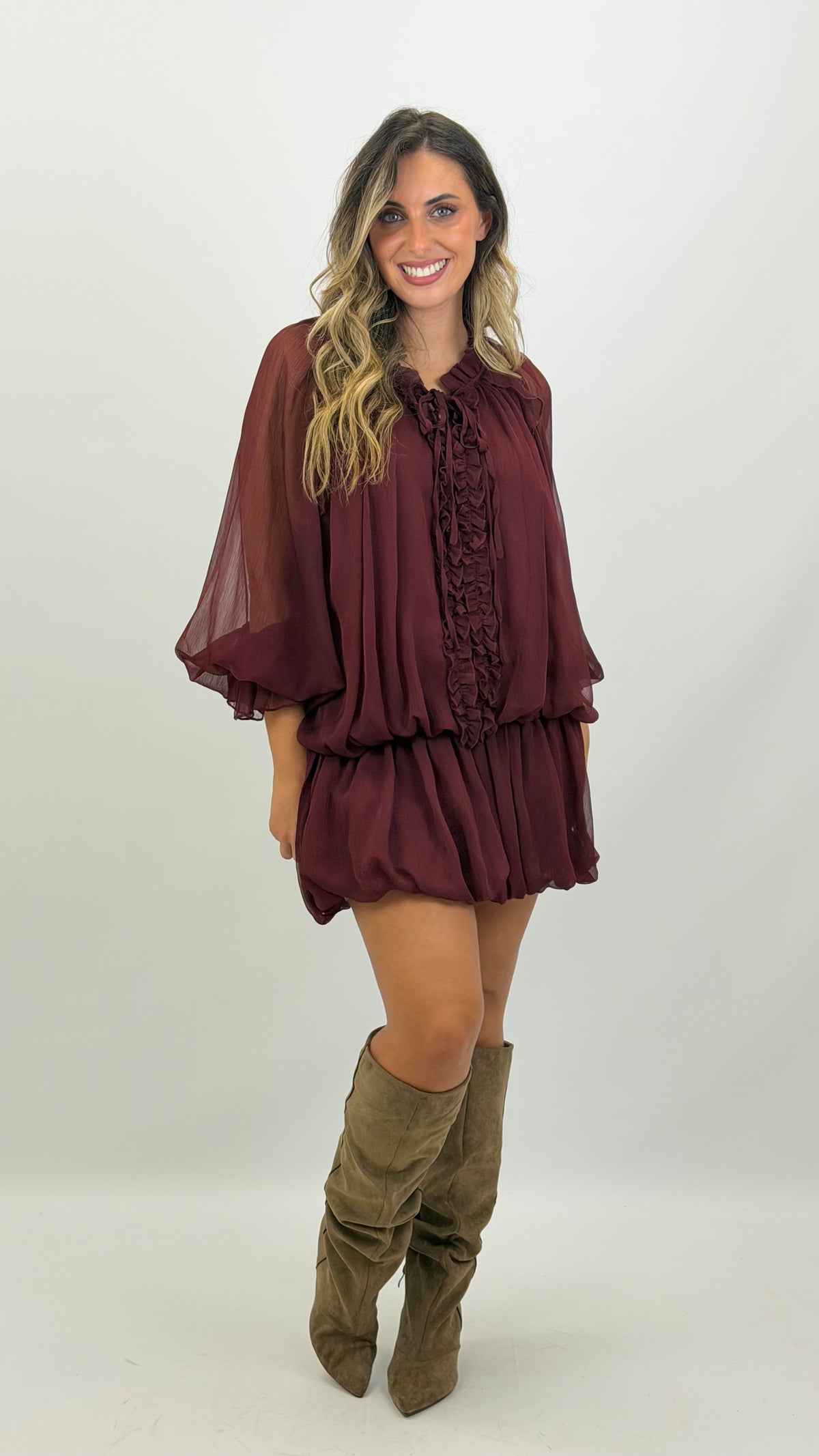 Túnica ou vestido bordeaux com folhos