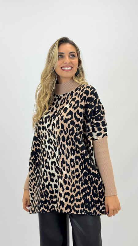 Camisola/poncho animal-print com detalhes camel hover