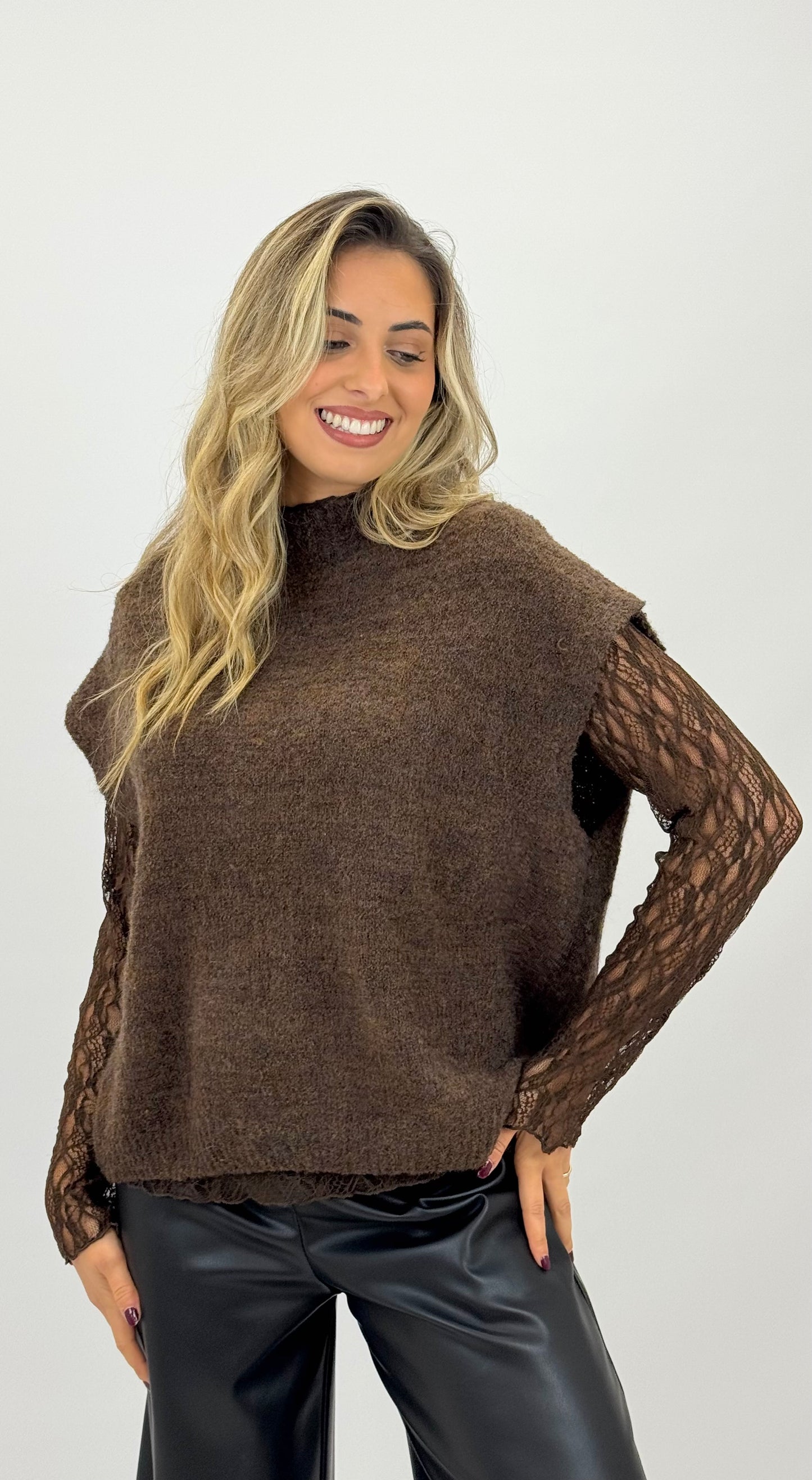 Camisola/colete com manga renda castanho