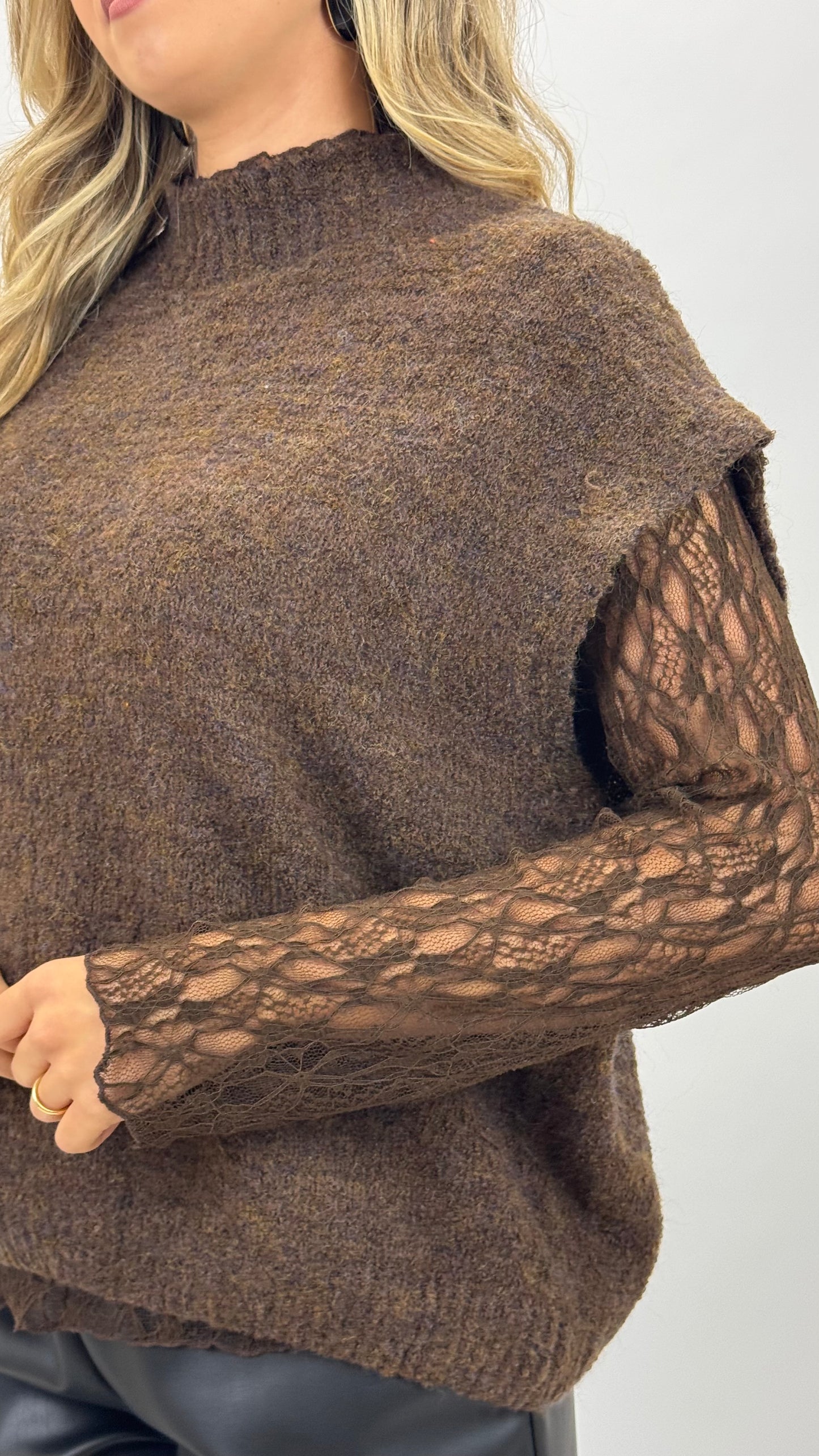 Camisola/colete com manga renda castanho