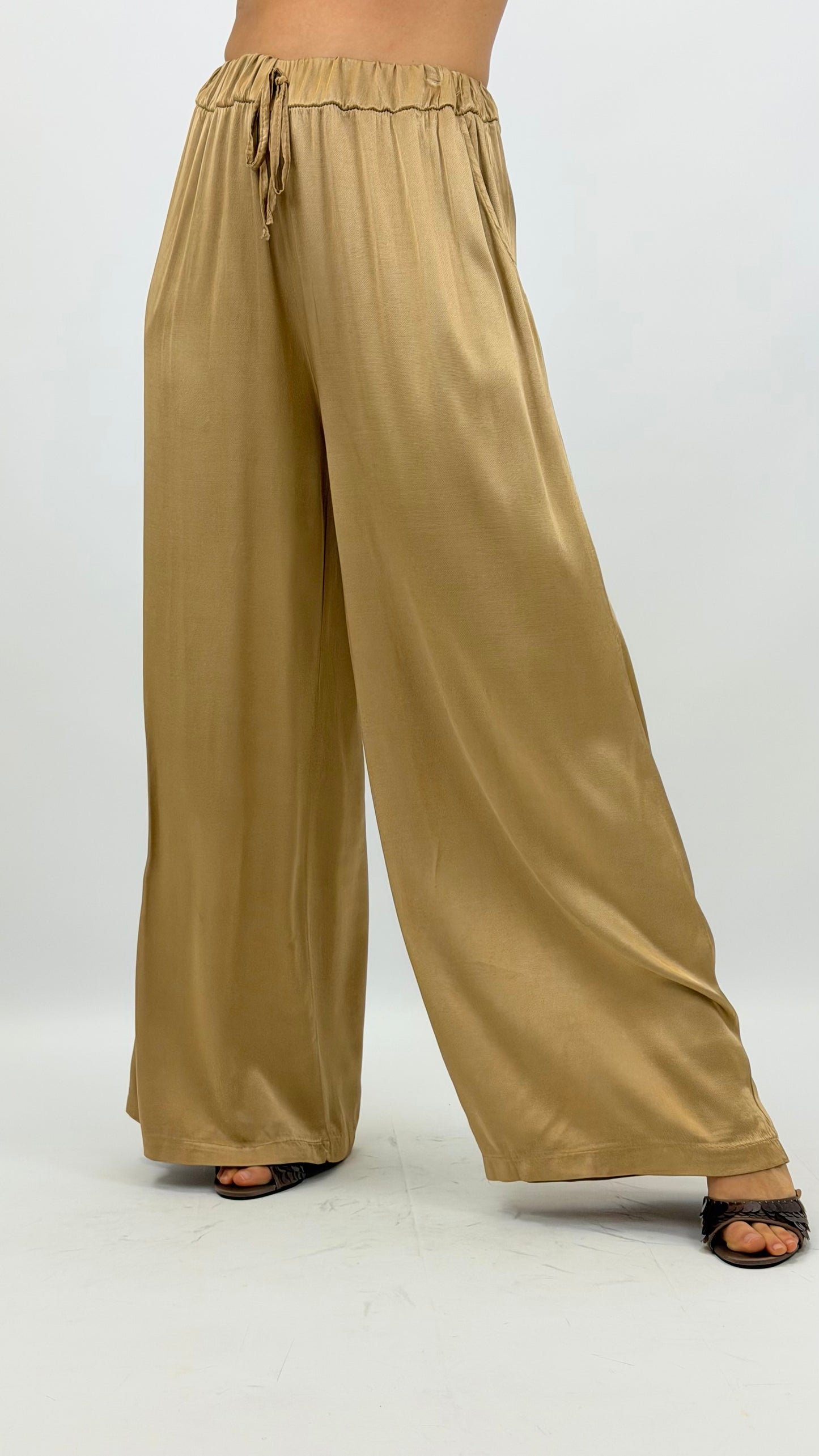 Calça acetinada bege/dourado