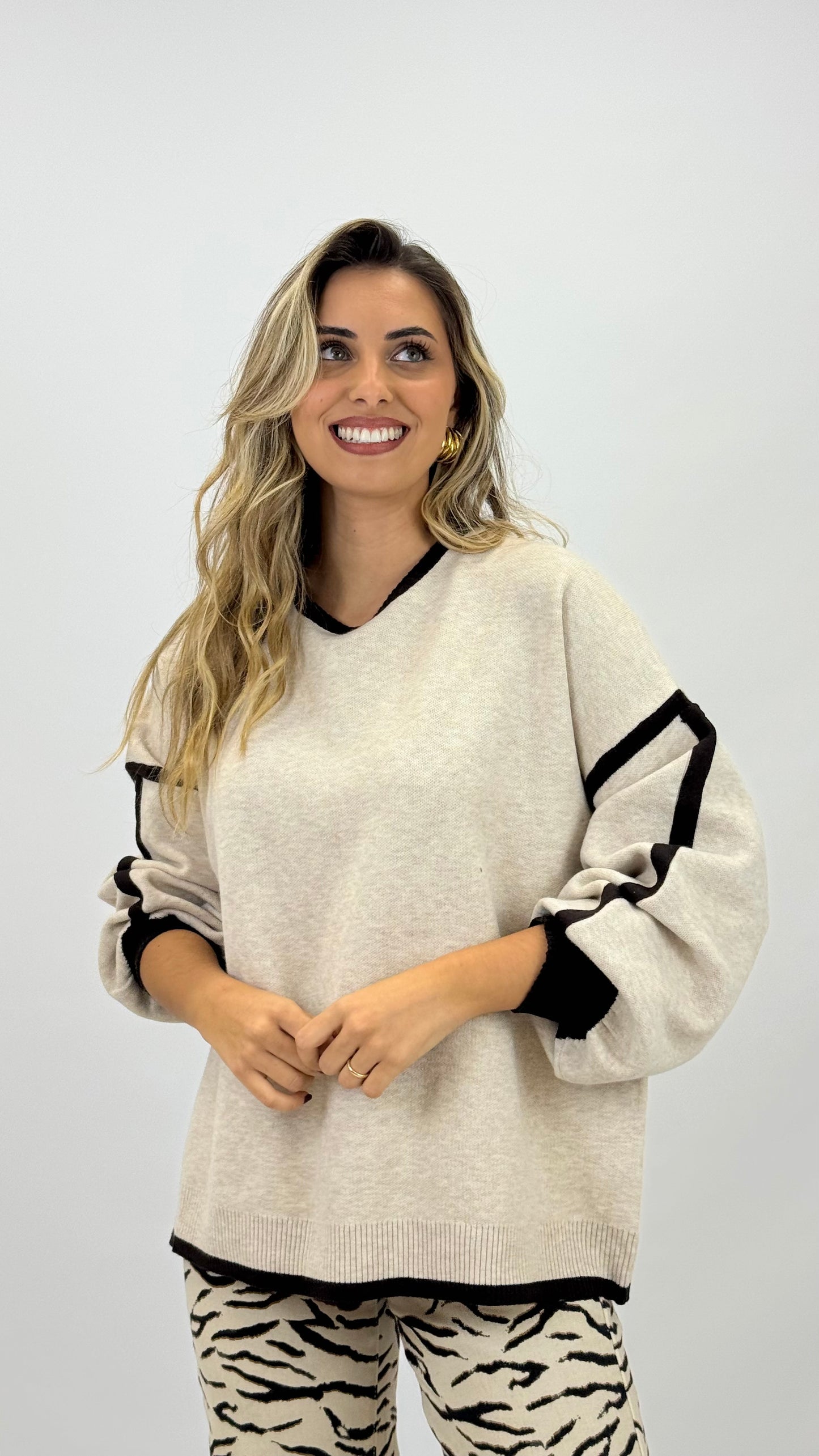 Camisola malha creme com rebordo castanho