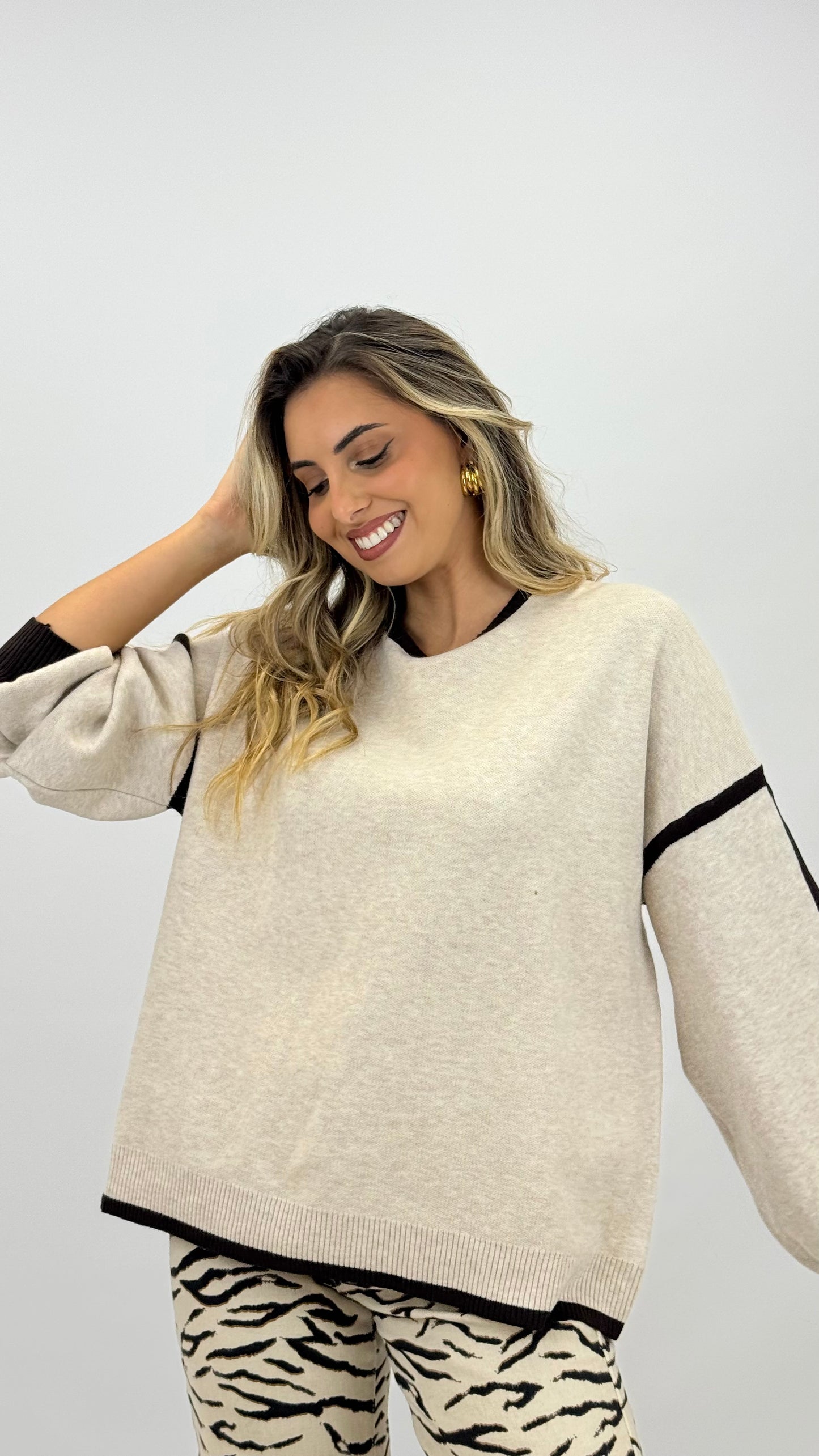 Camisola malha creme com rebordo castanho