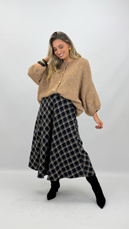 Saia xadrez tons preto com risca camel e pérola