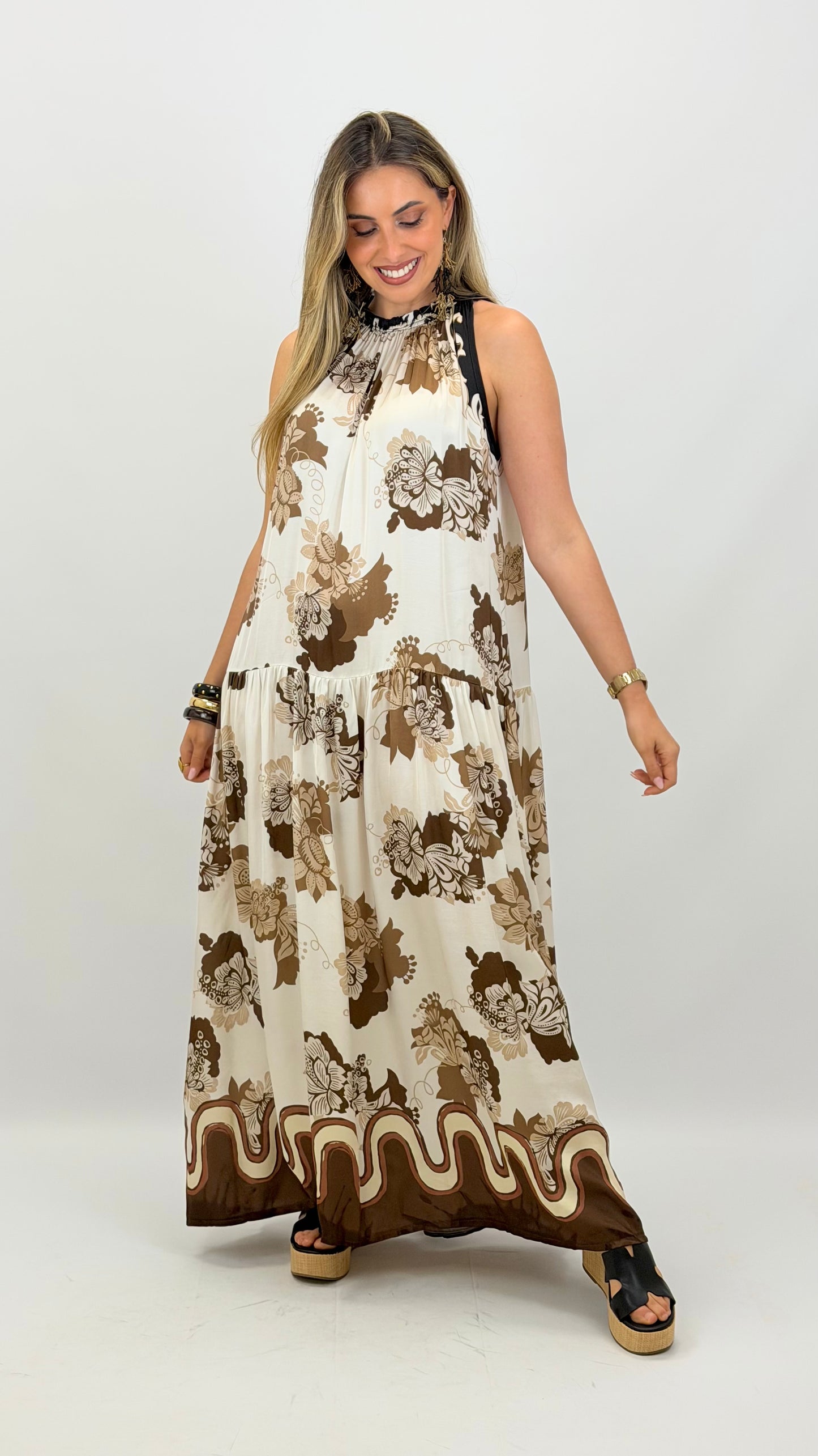 Vestido Cravo e Canela