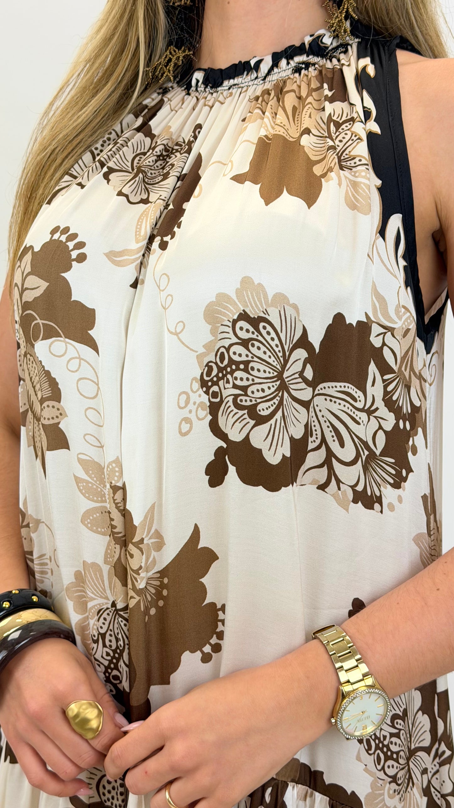 Vestido Cravo e Canela