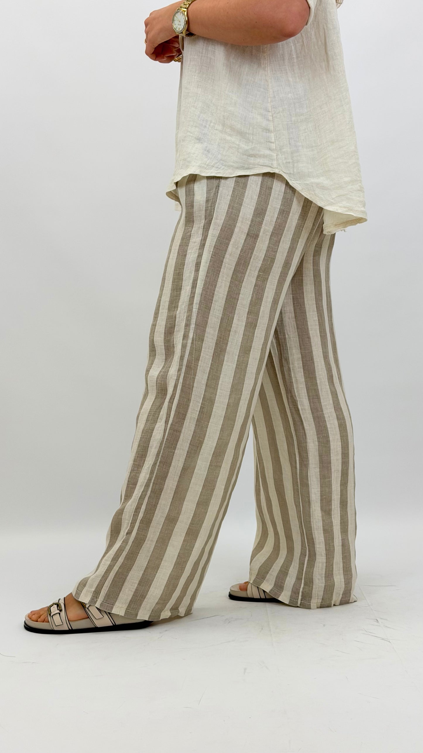 Calça linho risca bege e taupe
