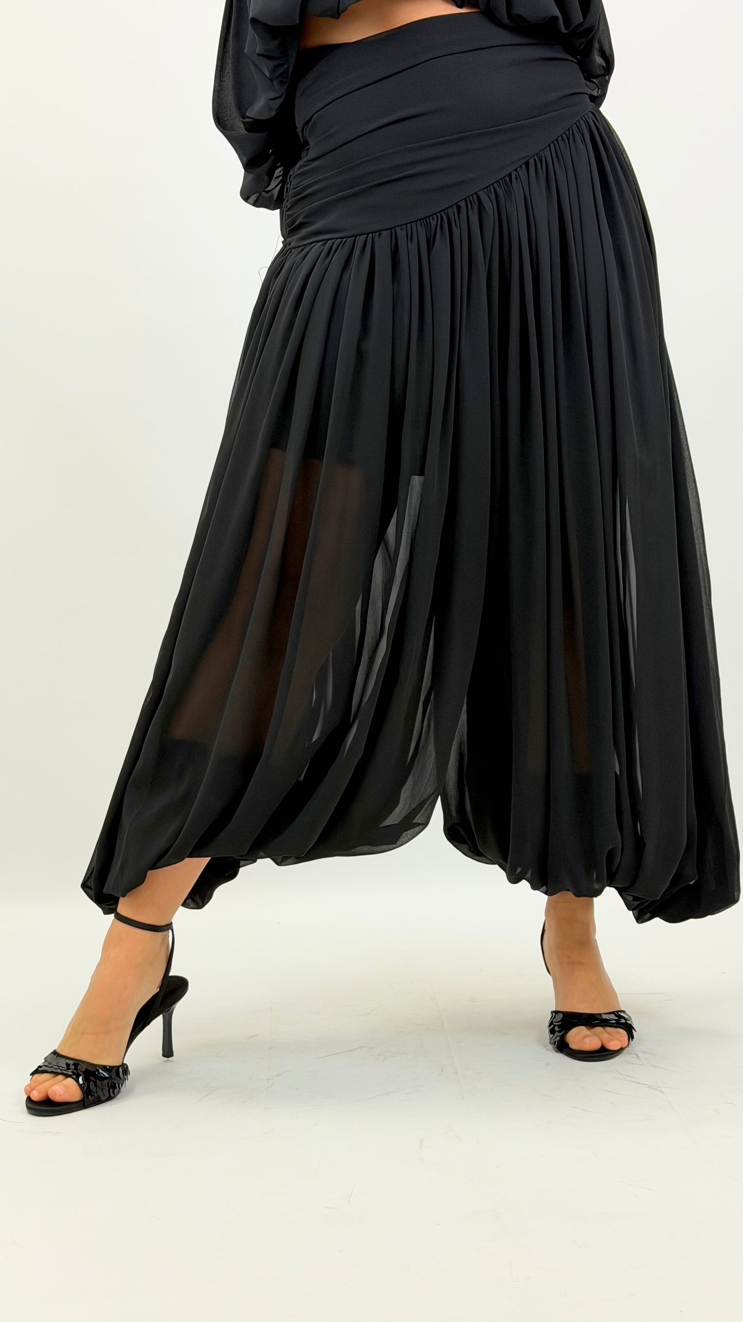 Conjunto top e calça abalonada preto