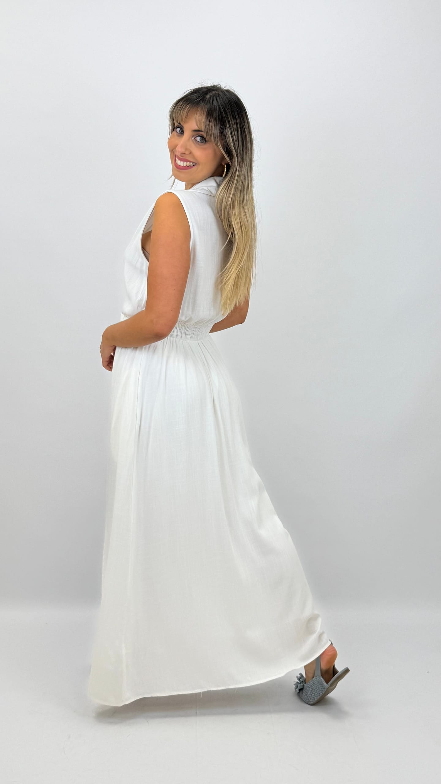 Vestido midi cavado branco