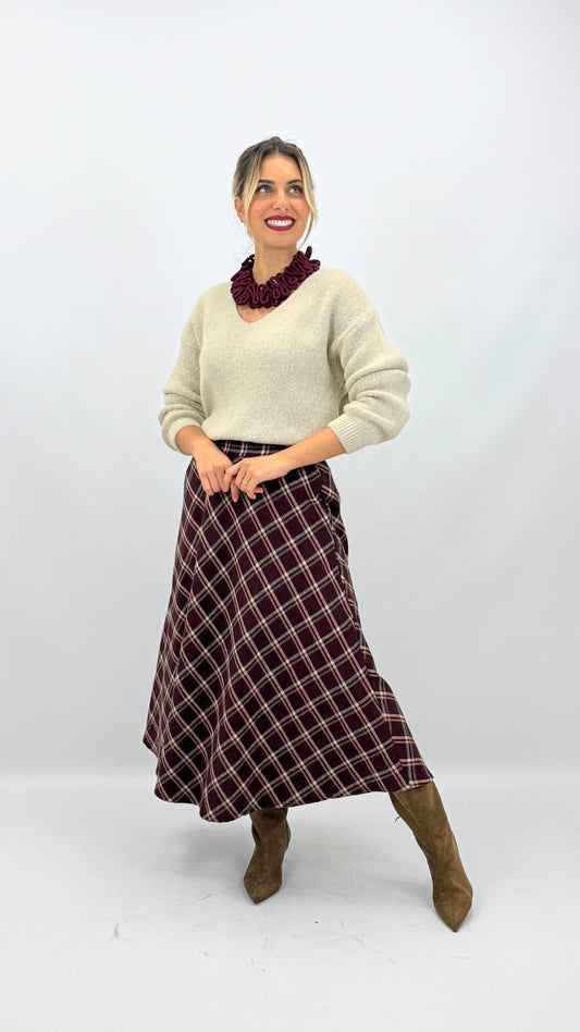 Saia xadrez tons bordeaux com risca camel e cinza