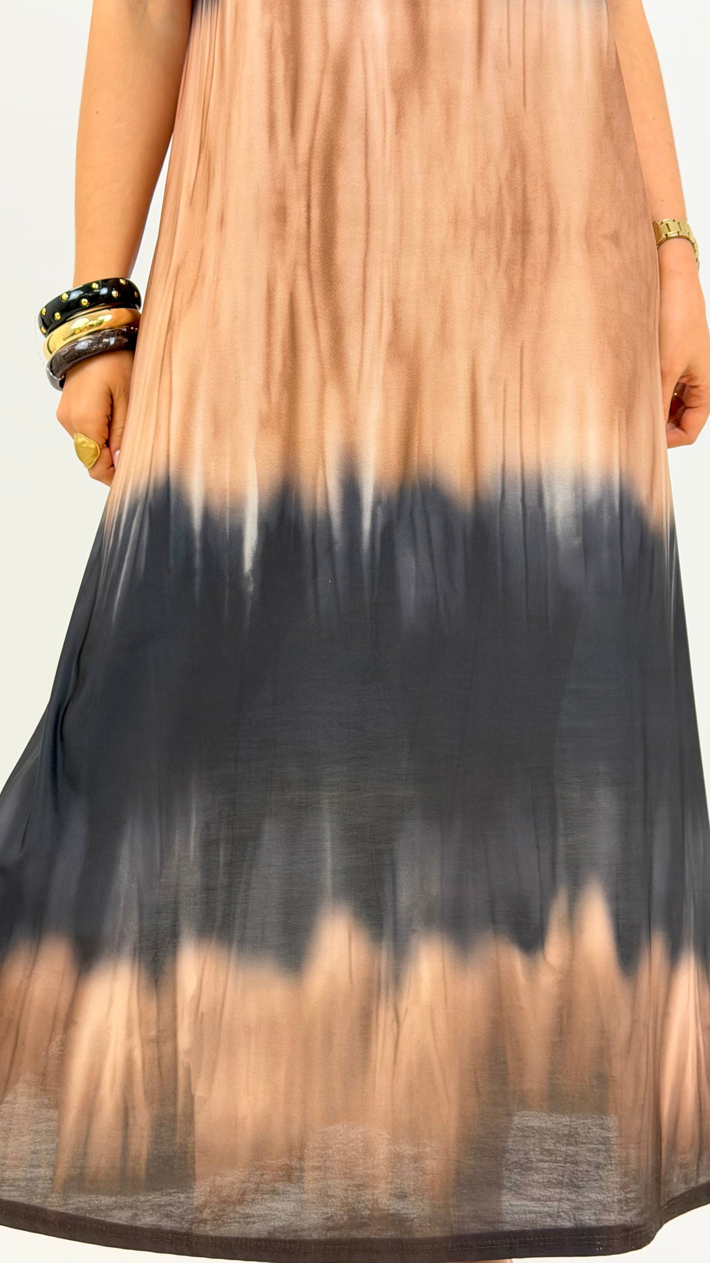 Vestido malha fria degradé preto e camel