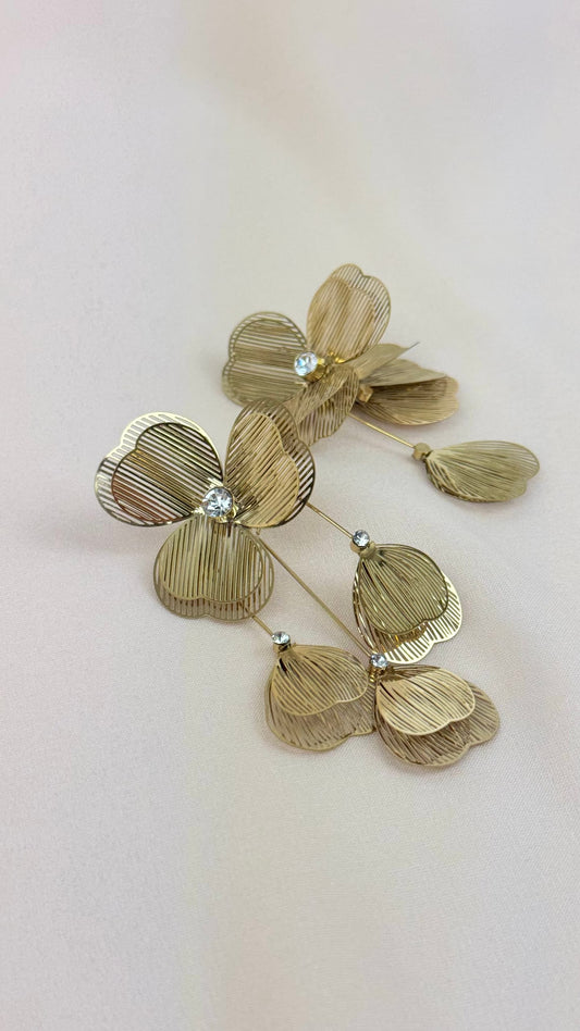 Brincos pendentes florais aço dourado com brilhante