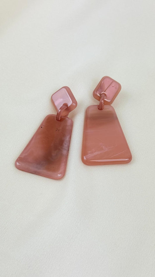 Brincos acrílico rosa