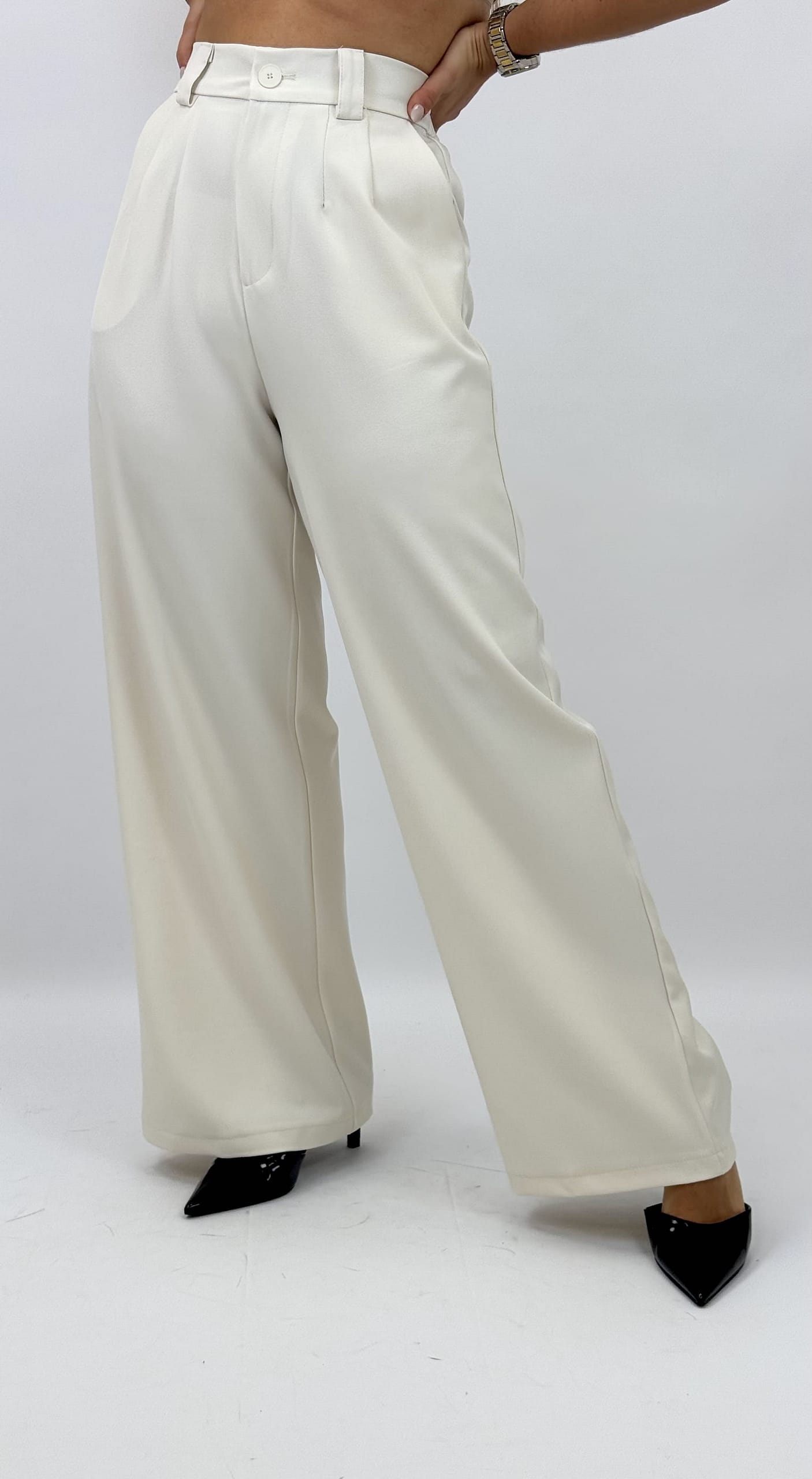 Calça alfaiataria creme