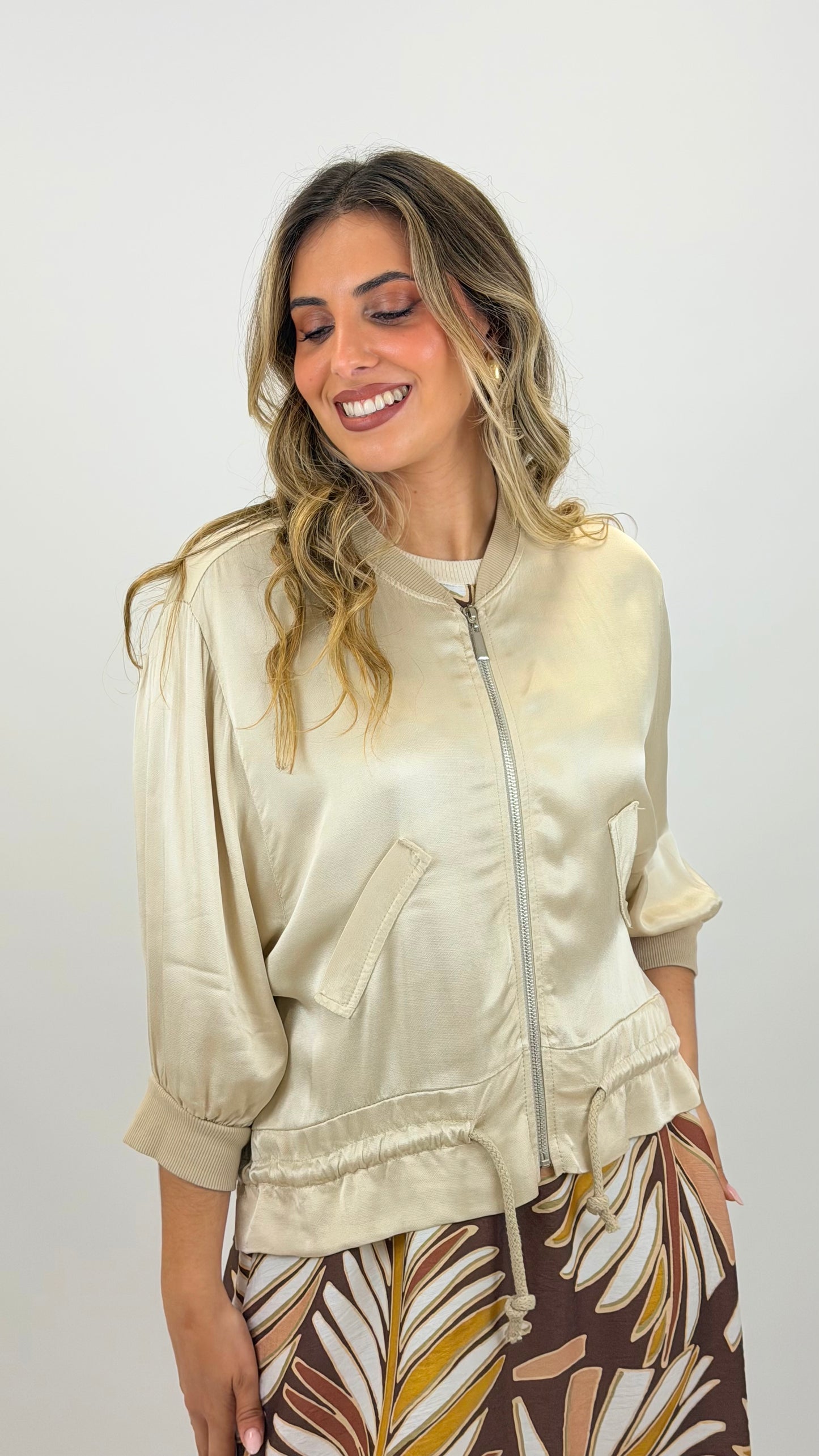 Bomber acetinado pérola