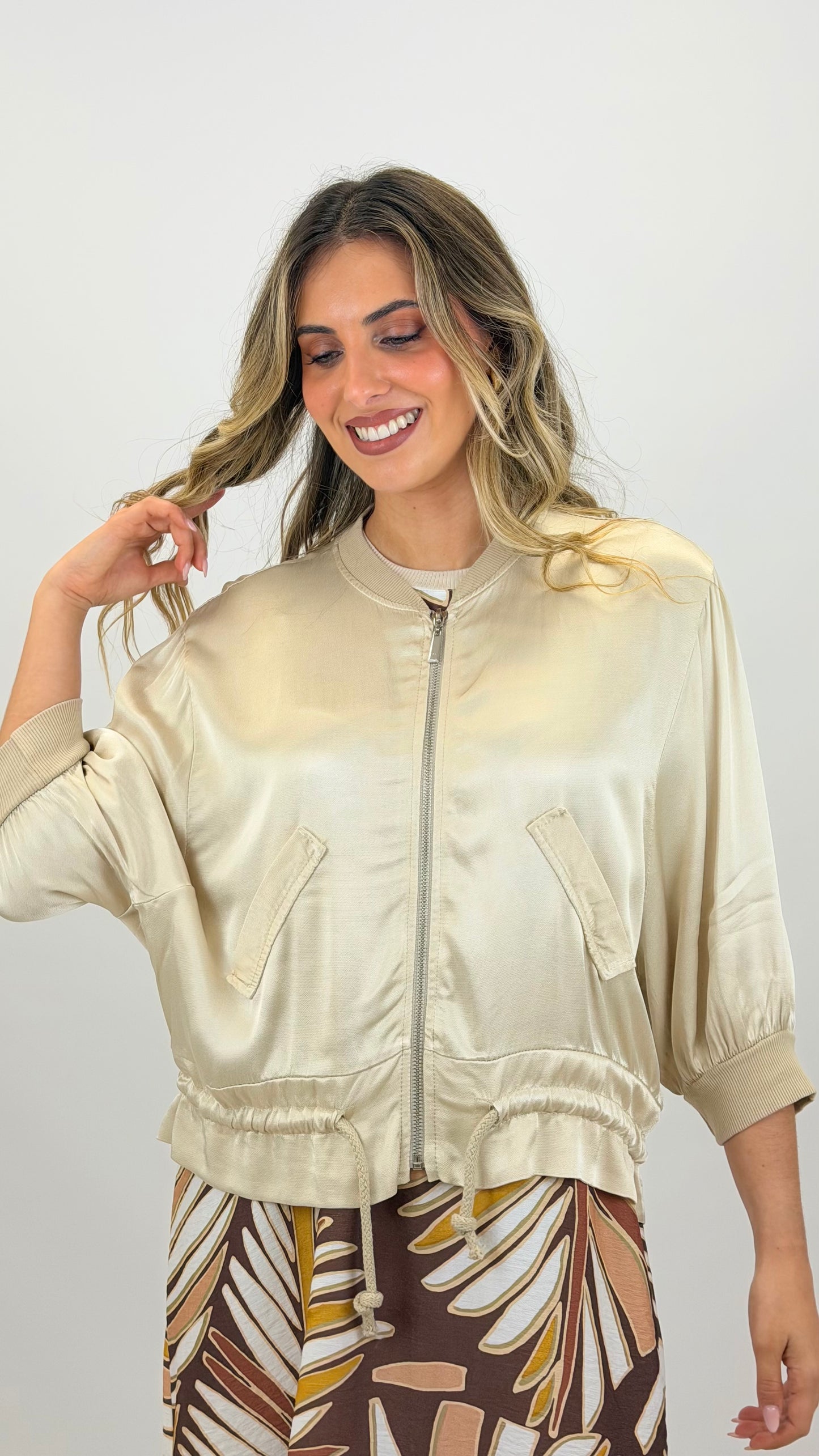 Bomber acetinado pérola
