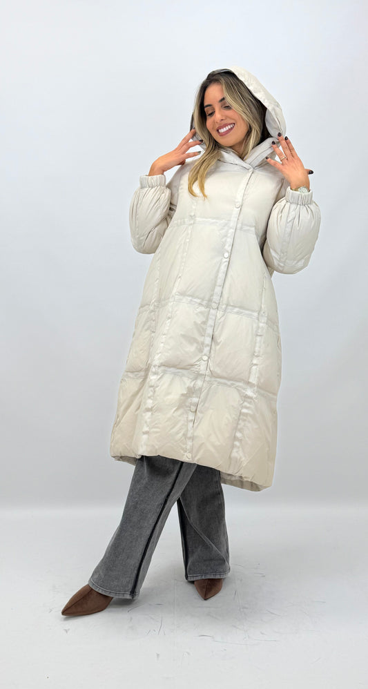 Casaco acolchoado penugem pérola com capuz