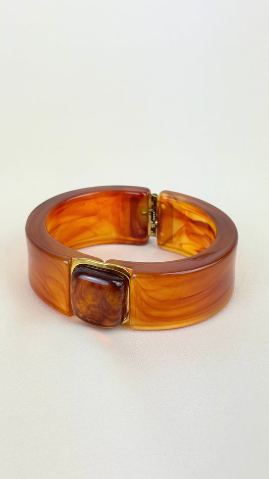Pulseira acrílico efeito âmbar telha