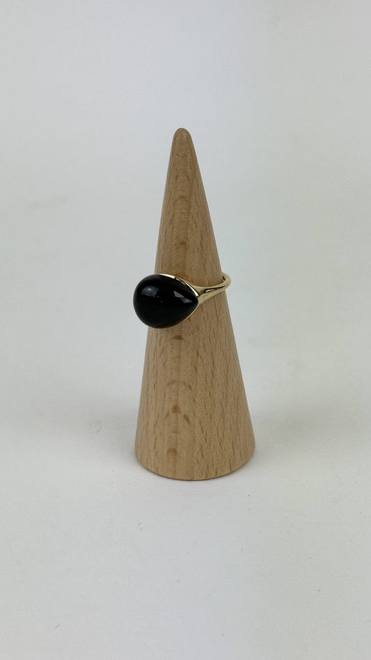 Anel aço dourado pedra gota preta