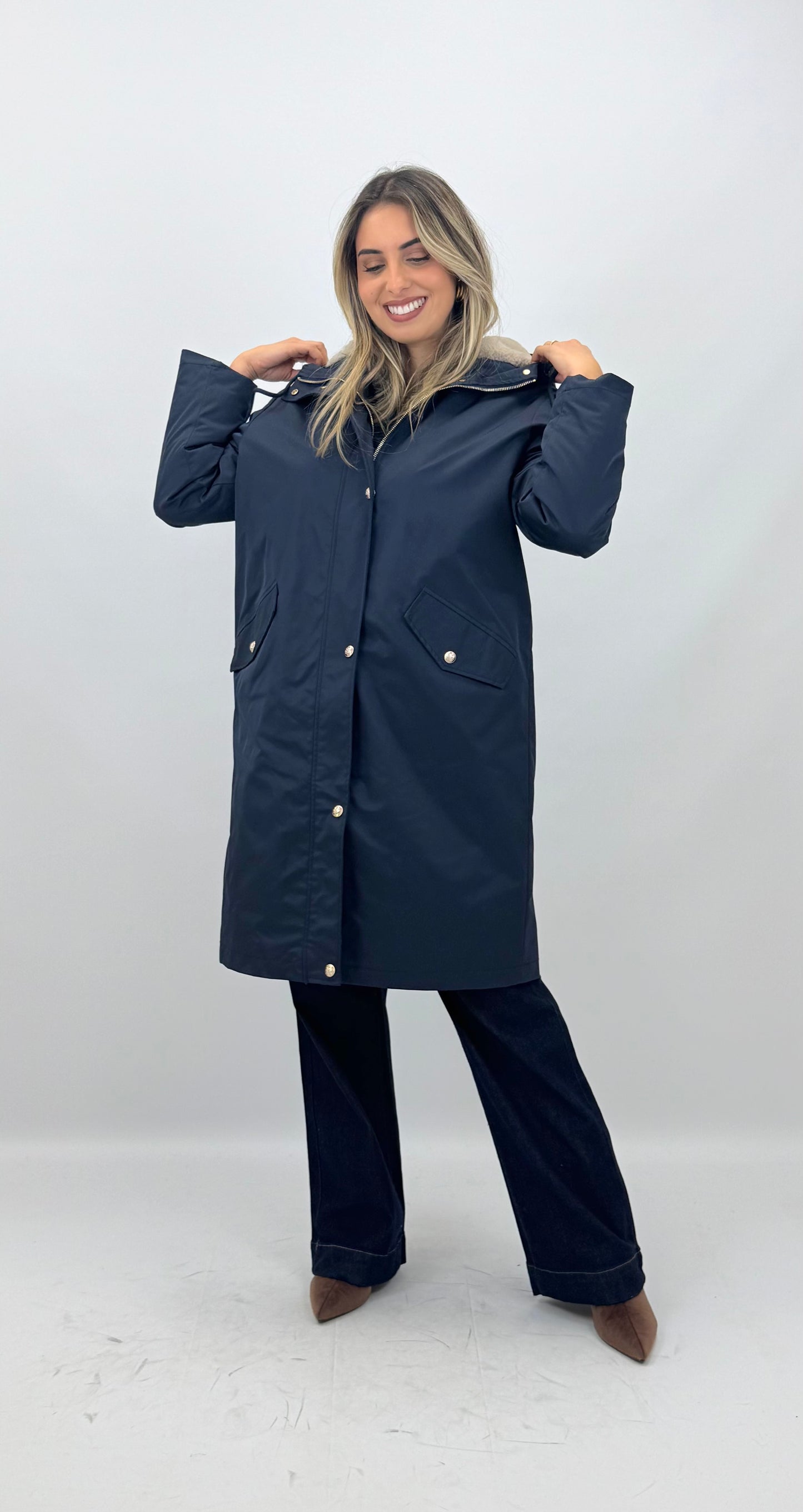 Casaco/parka azul-marinho com interior pelinho bege