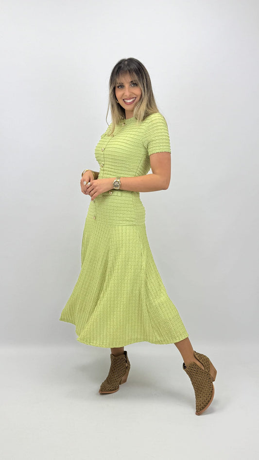 Vestido manga curta modelo sereia verde-lima