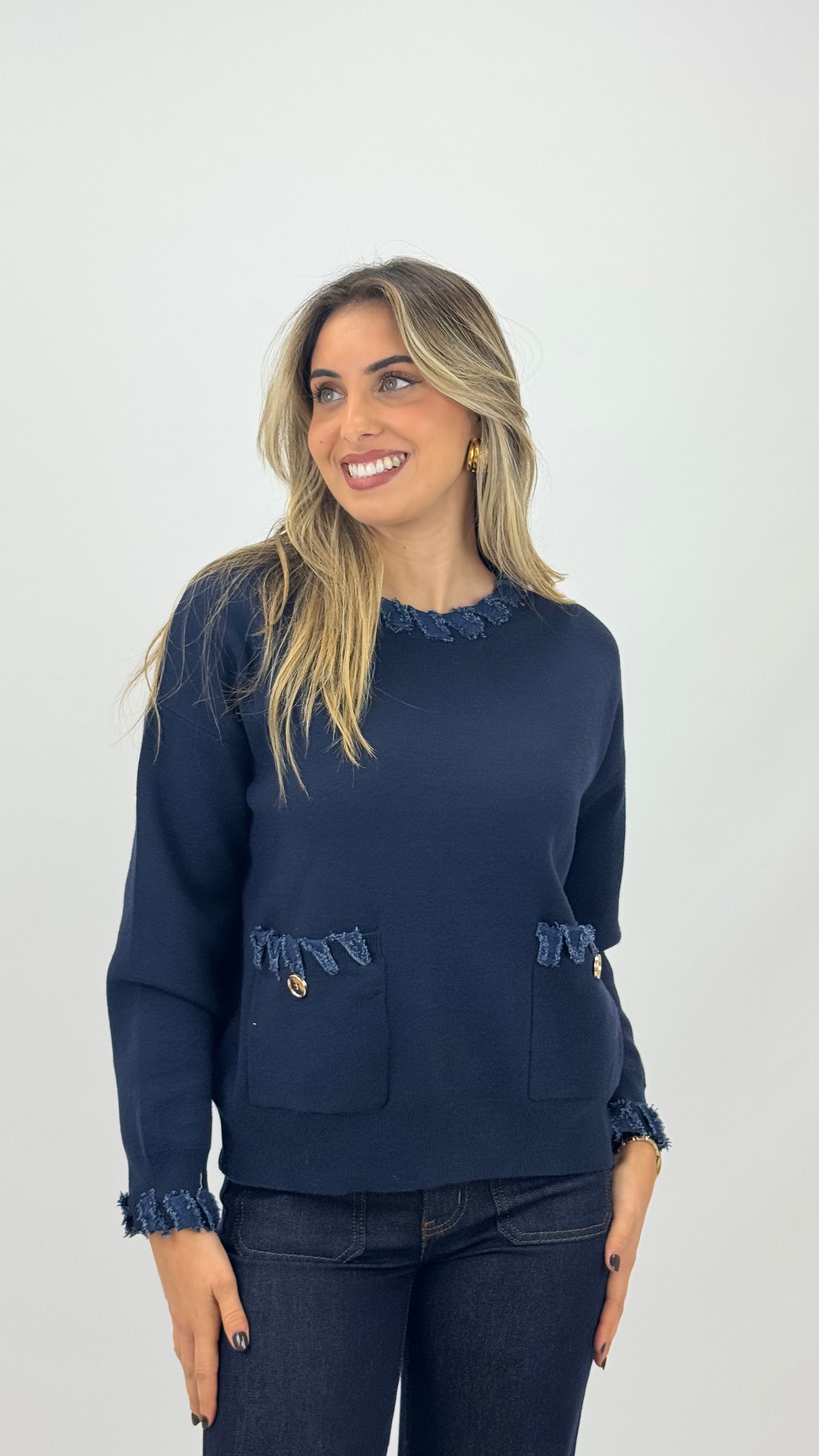 Camisola malha azul-marinho com pormenores em ganga