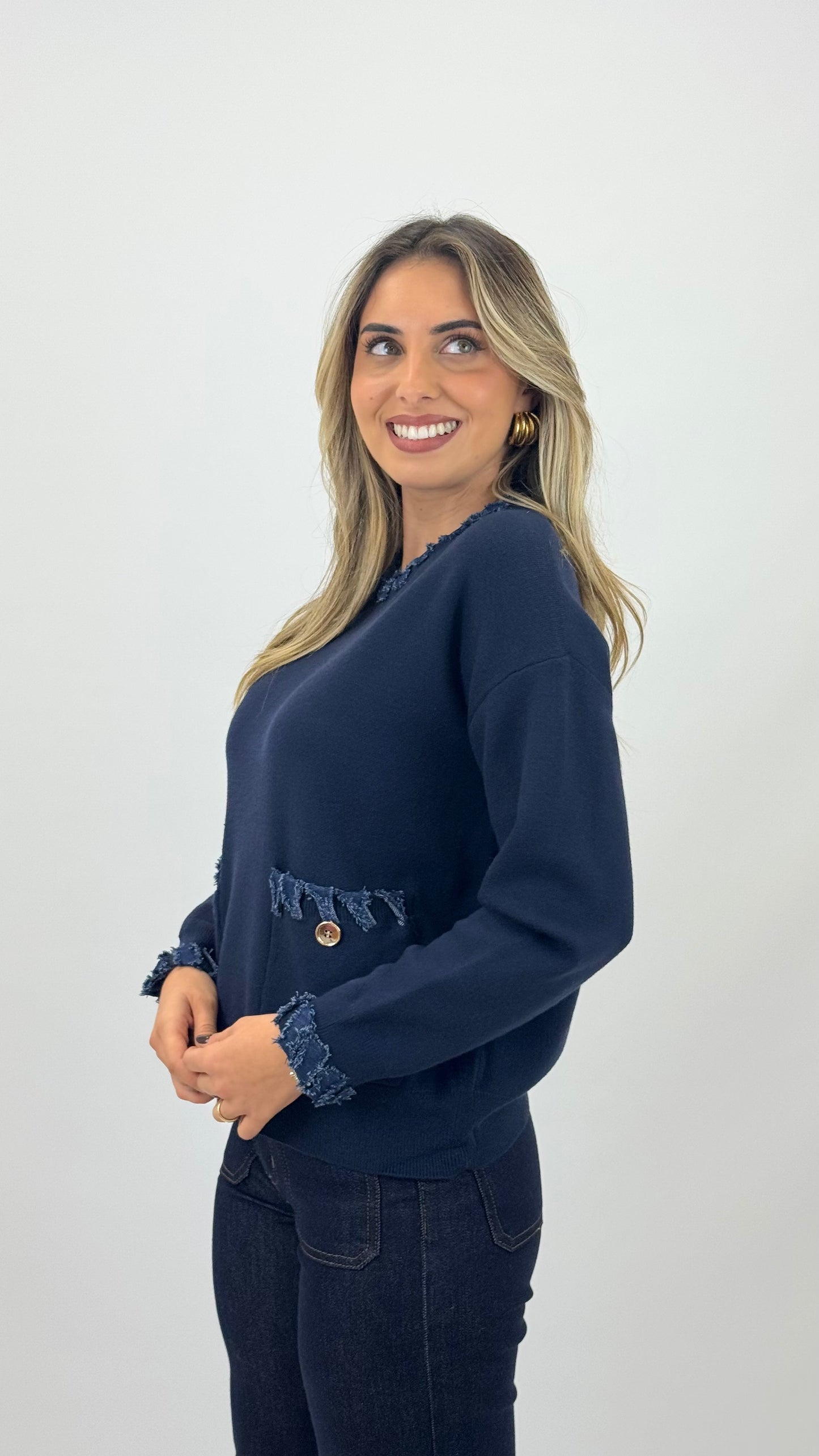 Camisola malha azul-marinho com pormenores em ganga