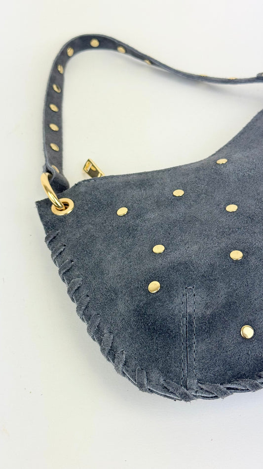 Carteira pequena em pele genuína cinza com tachinhas