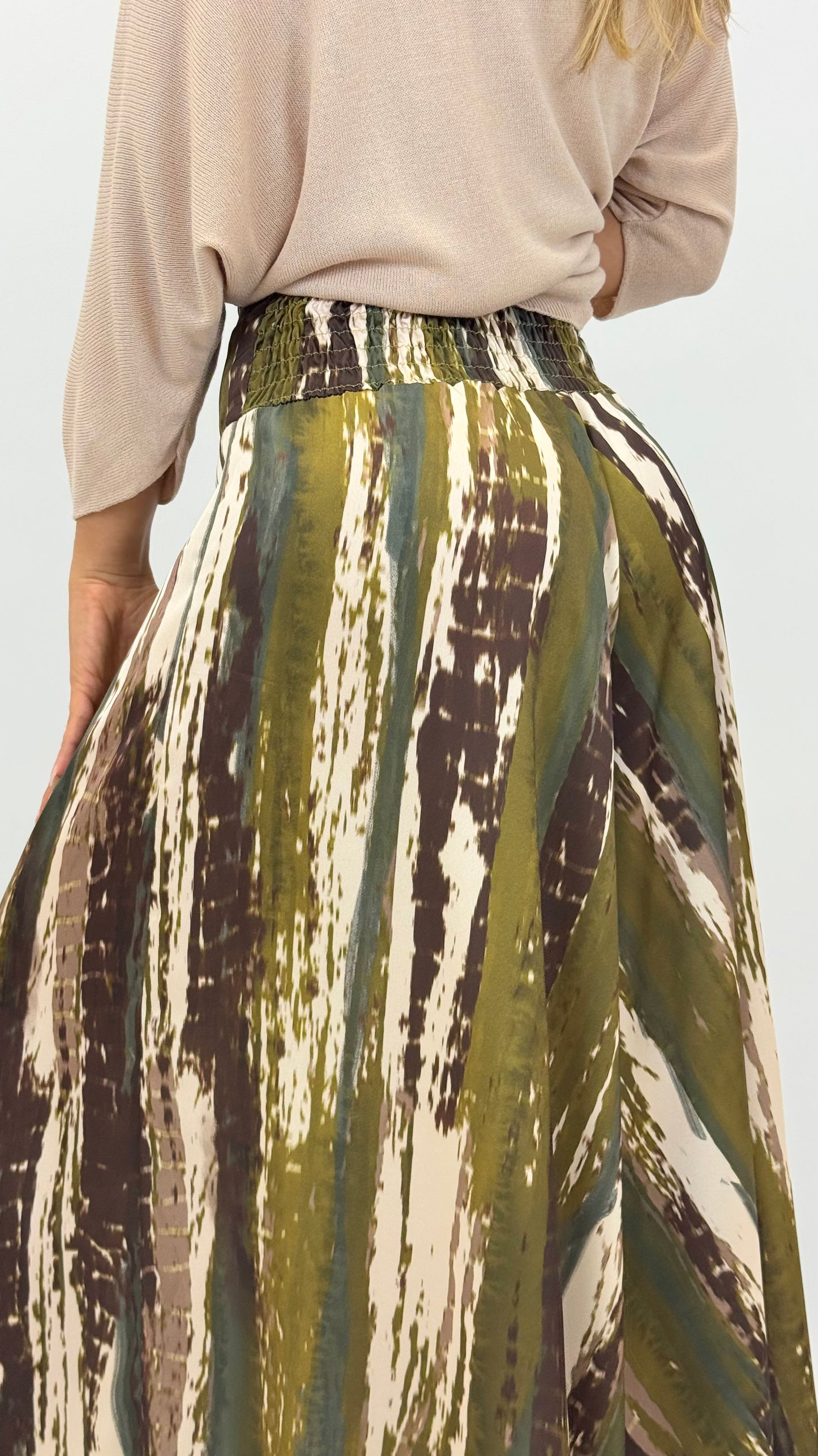 Saia-calça estampado abstrato tons verde e castanho