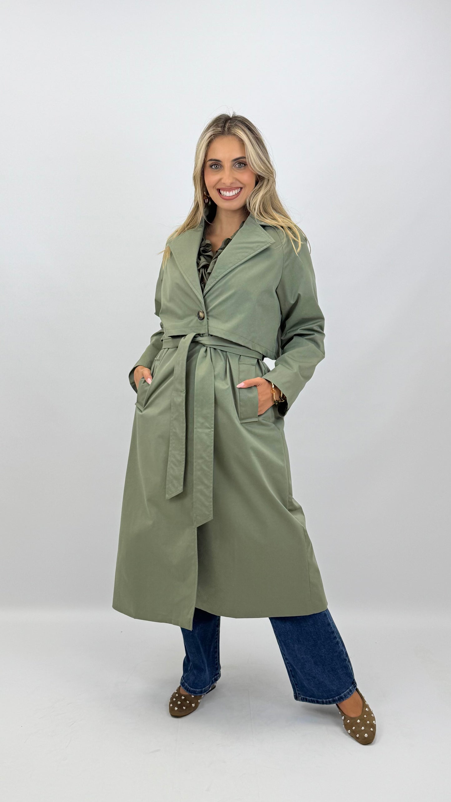 Gabardine em tecido com cinto verde