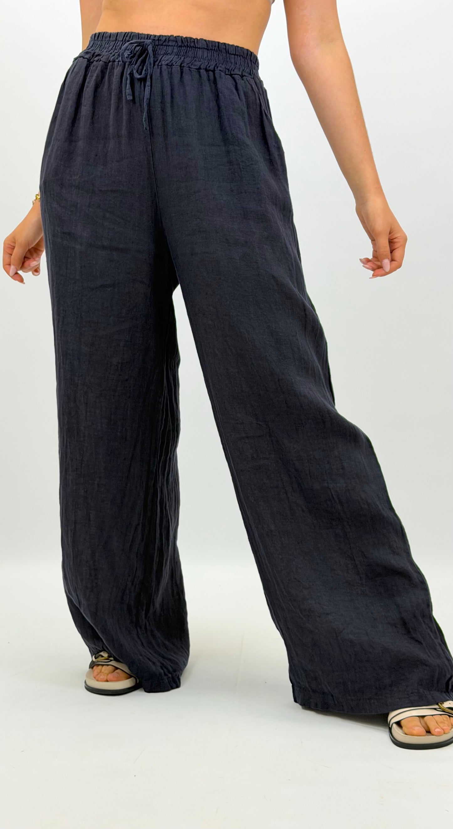 Calça linho azul-marinho