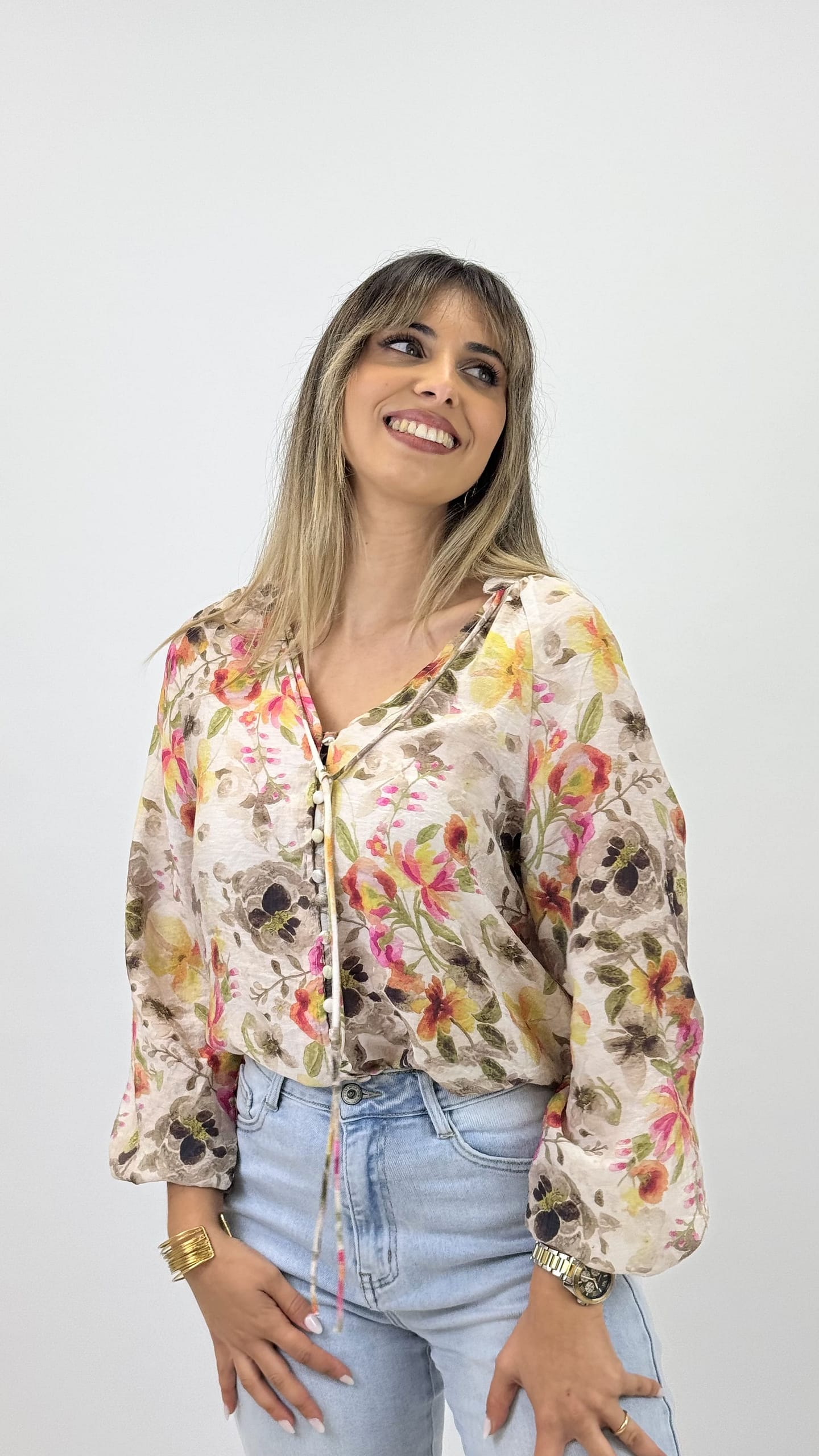 Blusa floral colorida