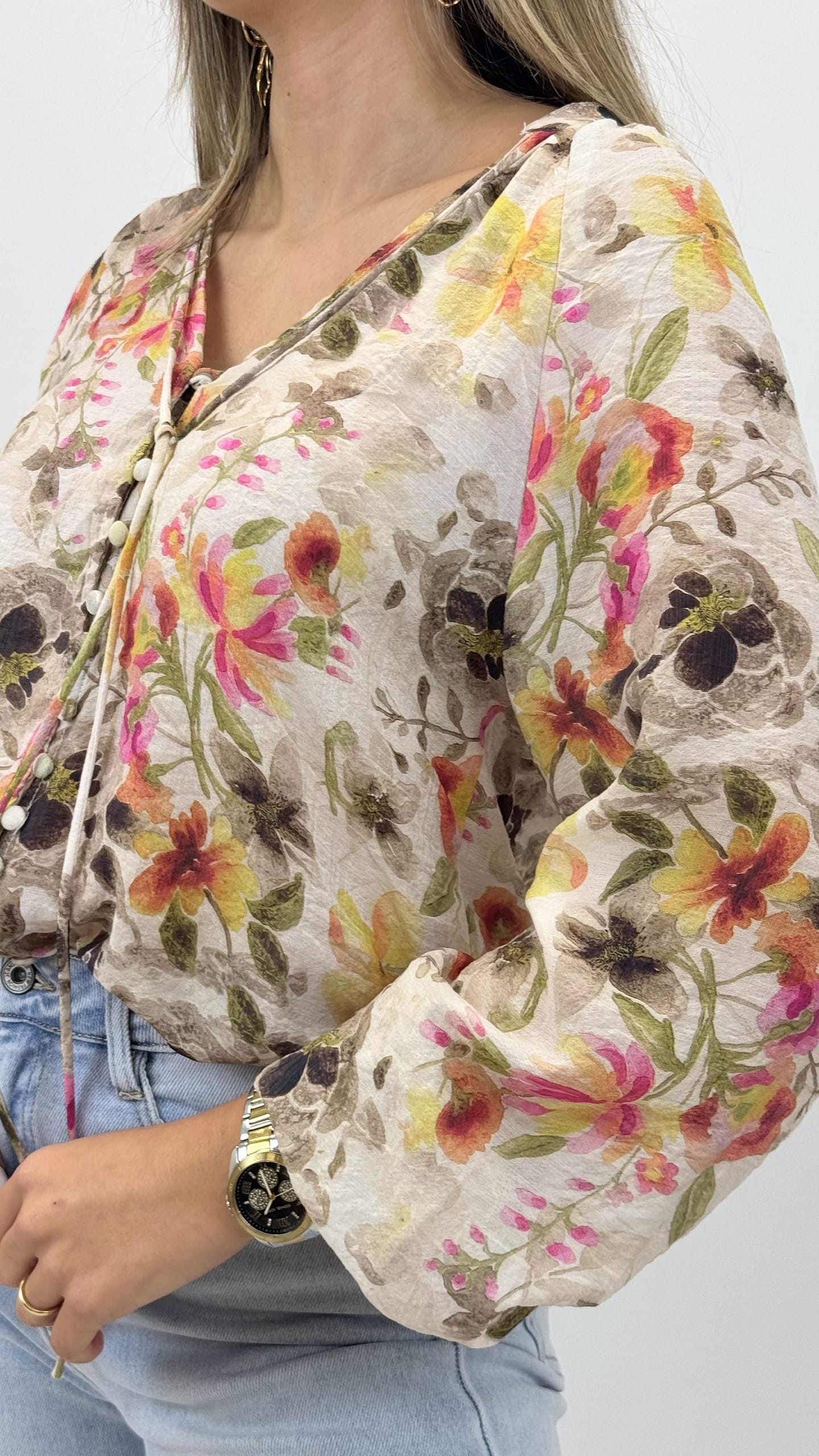 Blusa floral colorida