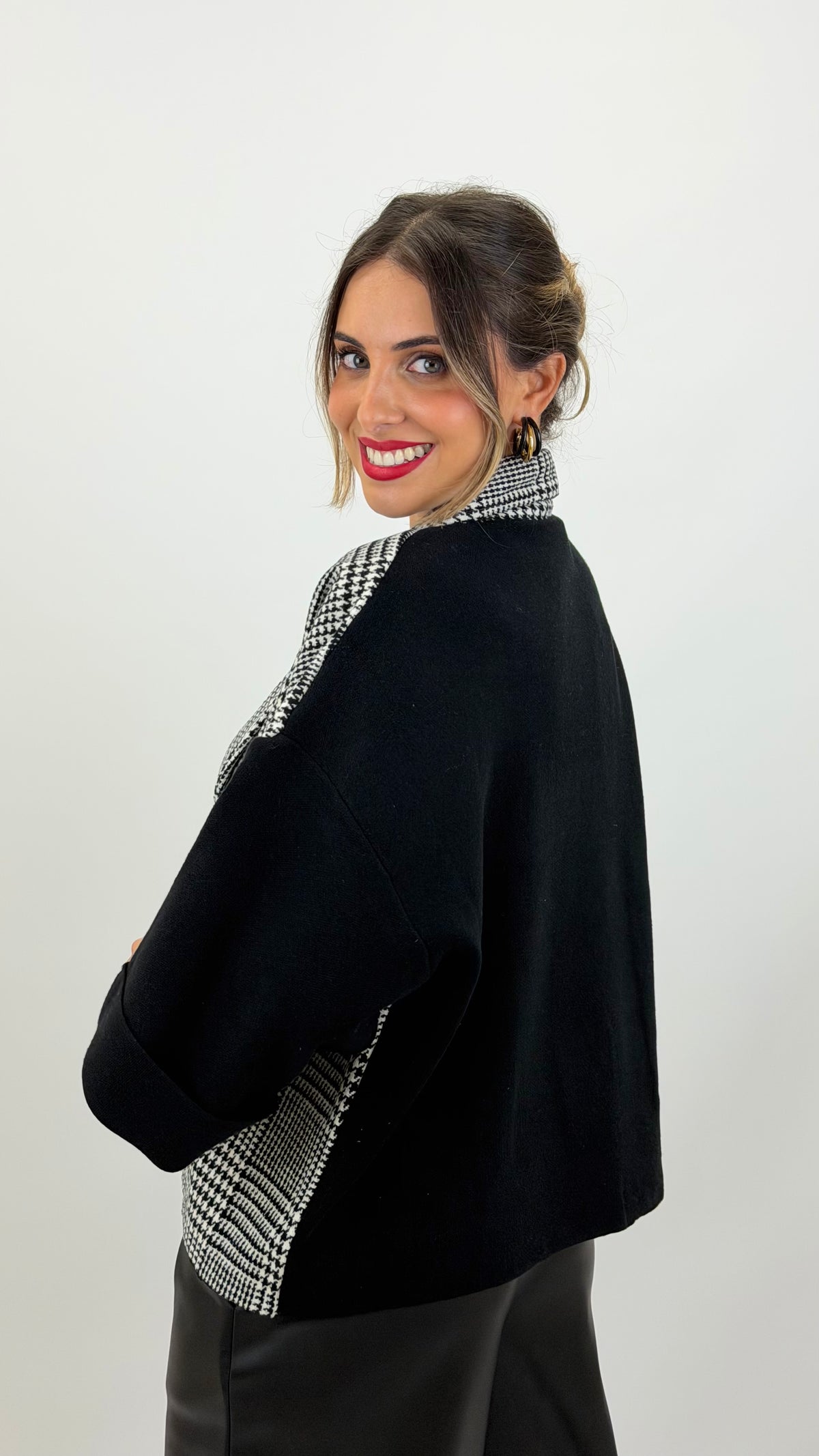 Casaco malha pied-de-poule preto e branco