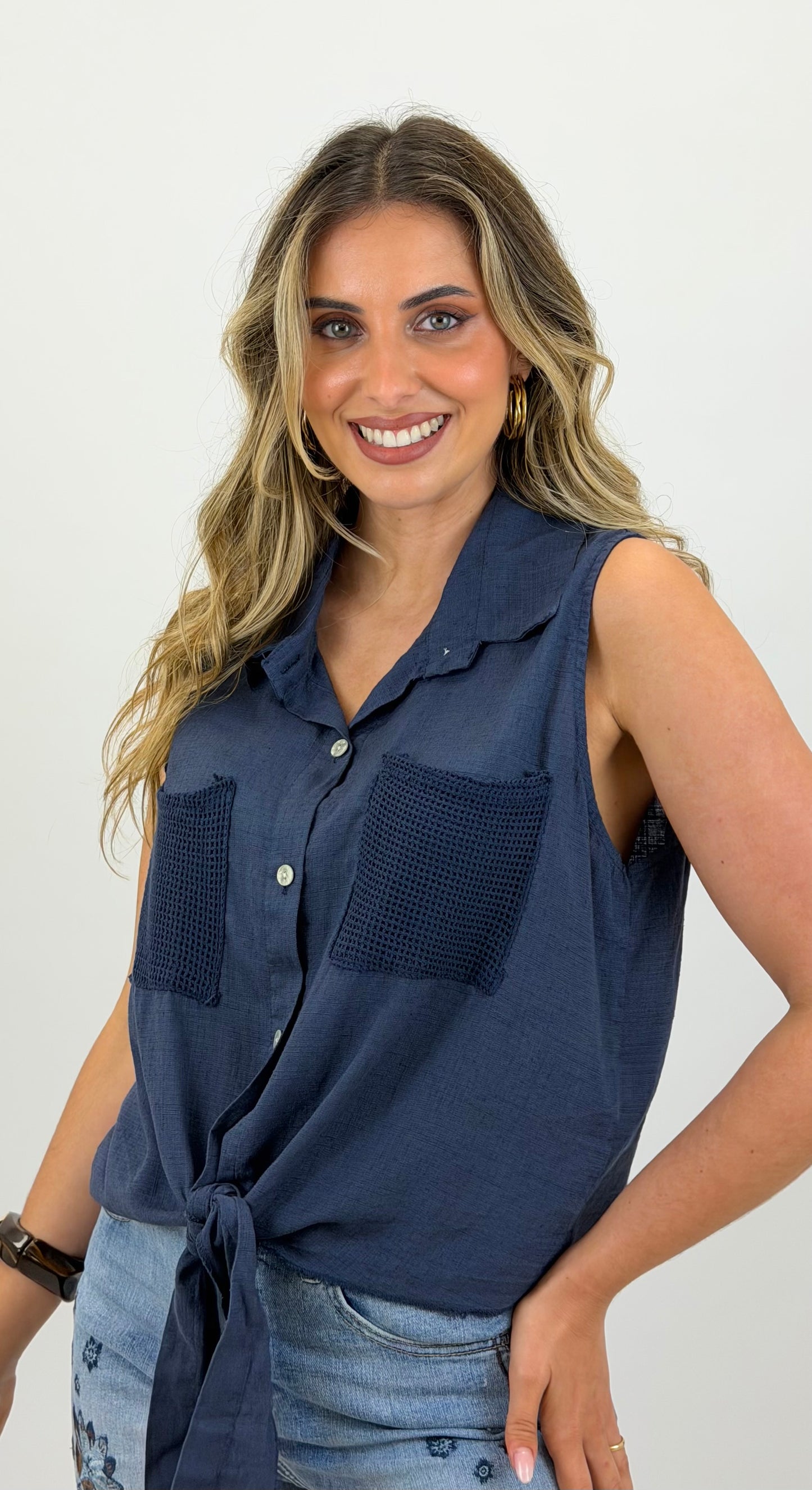 Top alinhado bolsos croché azul-marinho