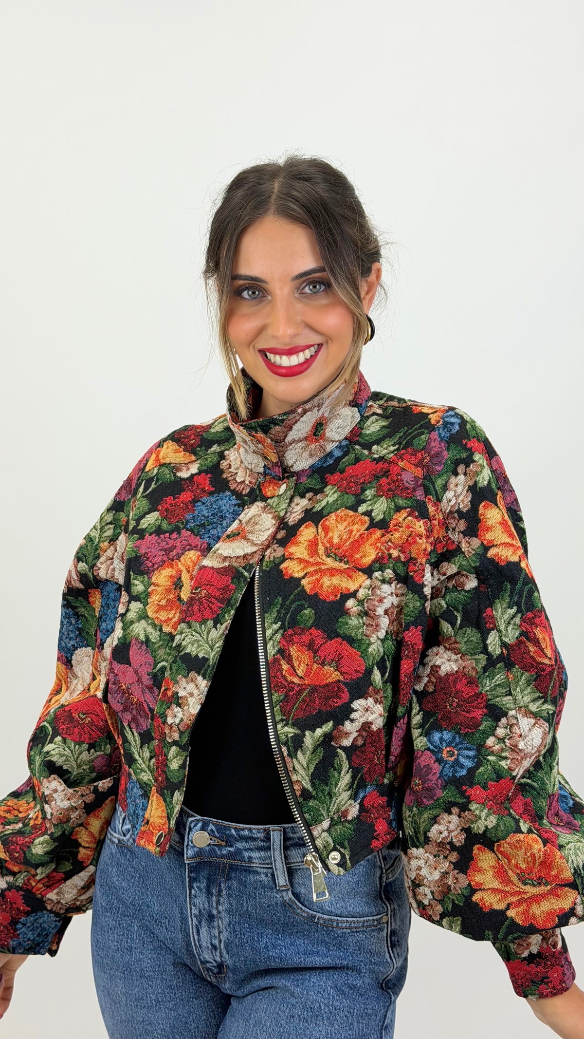 Blusão tecido estampado floral colorido