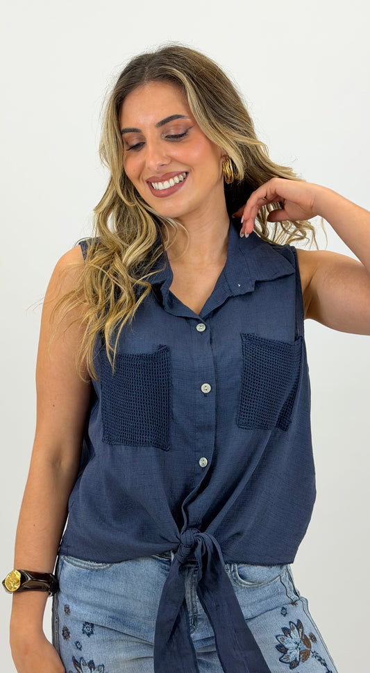 Top alinhado bolsos croché azul-marinho