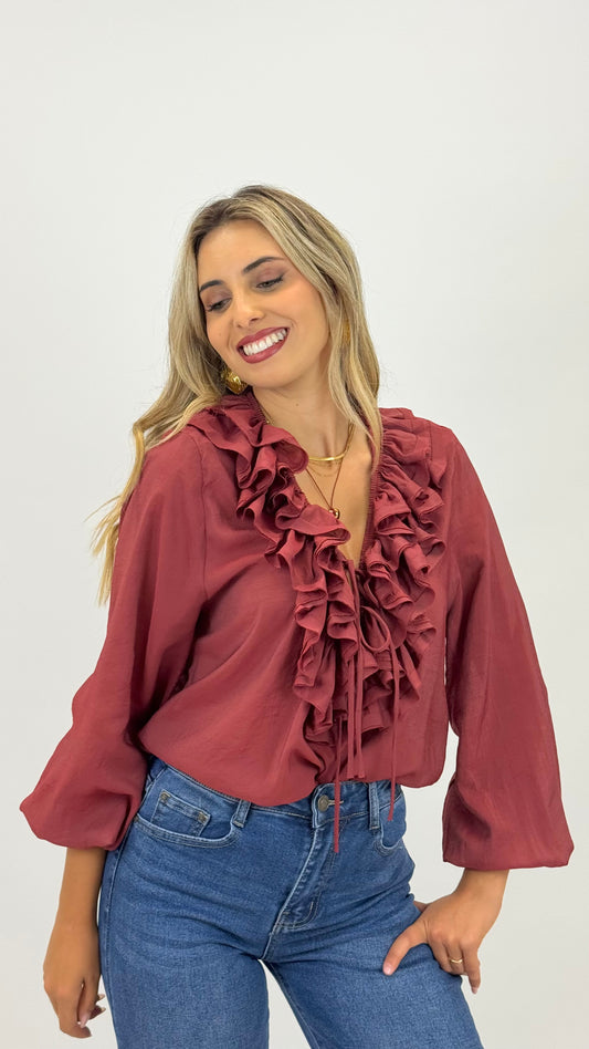 Blusa com folhos bordeaux