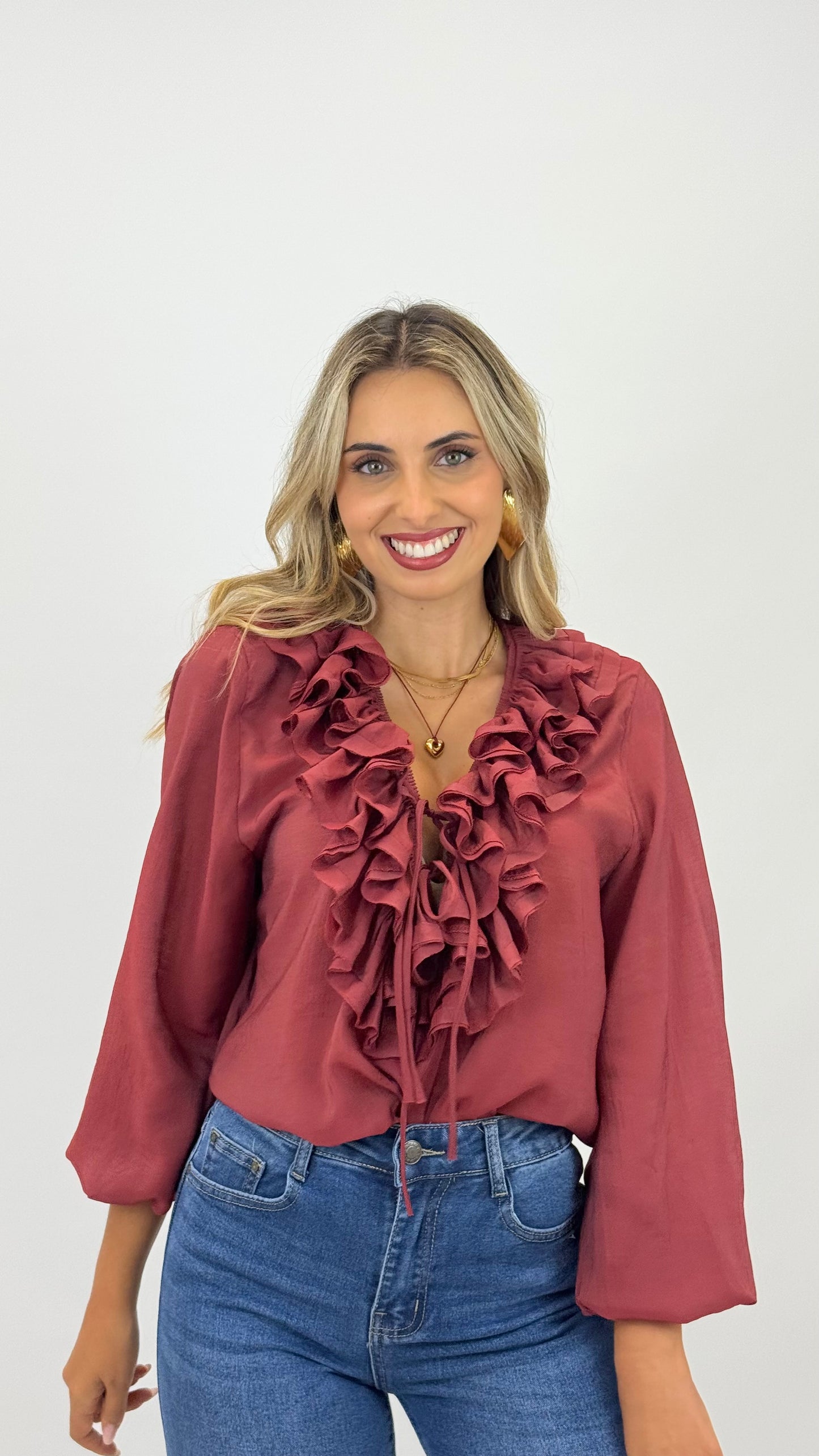 Blusa com folhos bordeaux